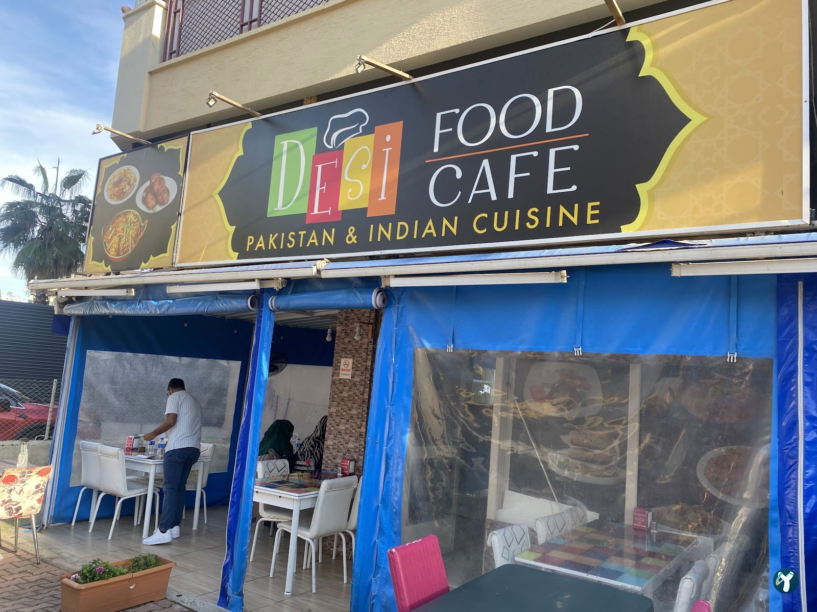 Desi Food Pakistani & Indian Restaurant