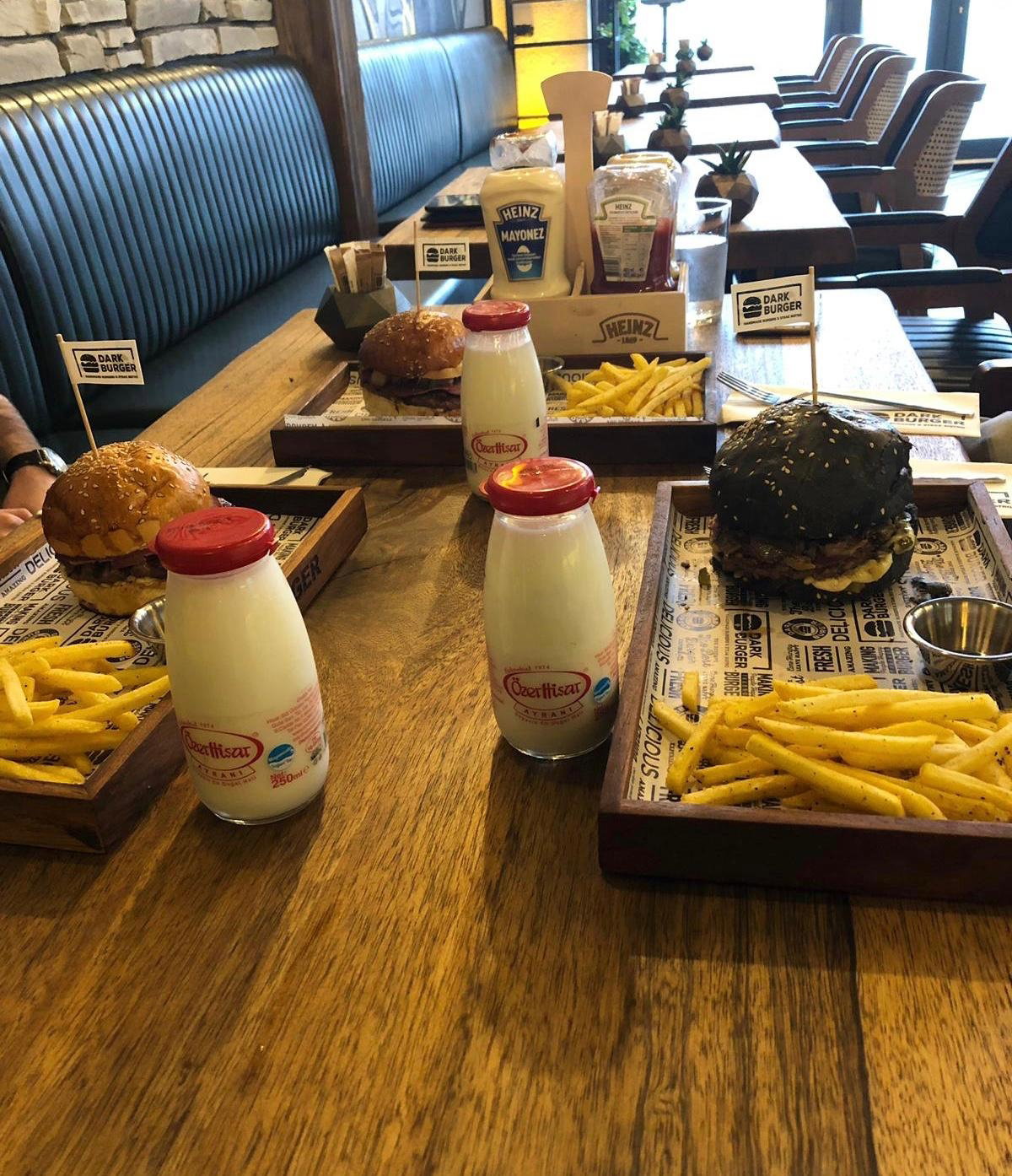 Dark Burger