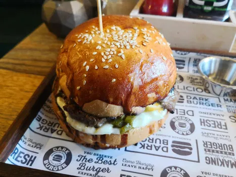 Dark Burger resimleri Dark Burger resimleri