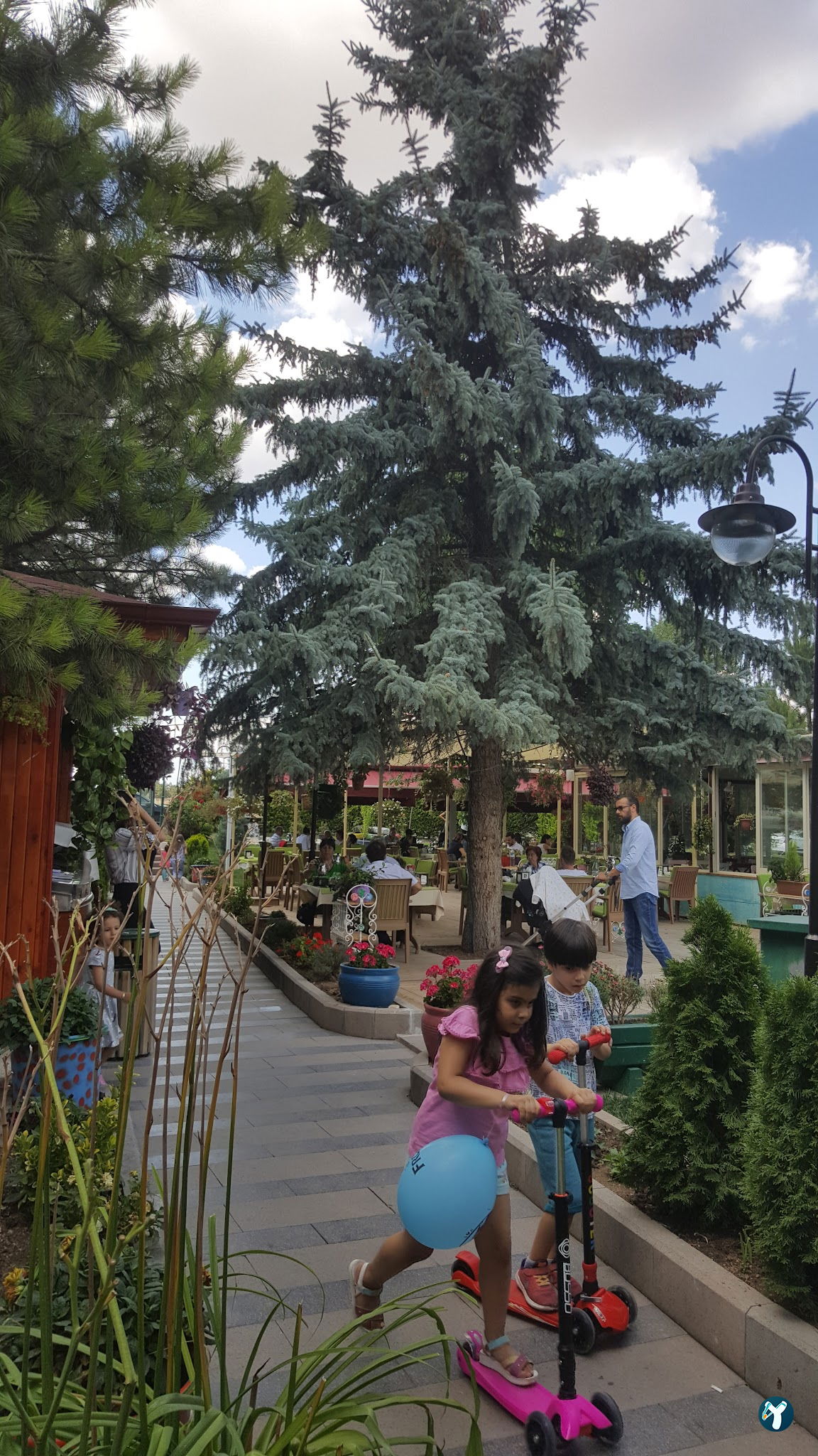 Eğriçimen İncek Izgara & Kahvalti & Et Restaurant