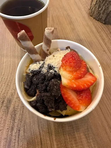 Crepies Crepes & Coffee & Matcha