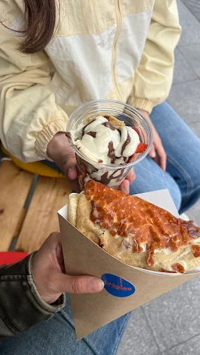 Crepies Crepes & Coffee & Matcha