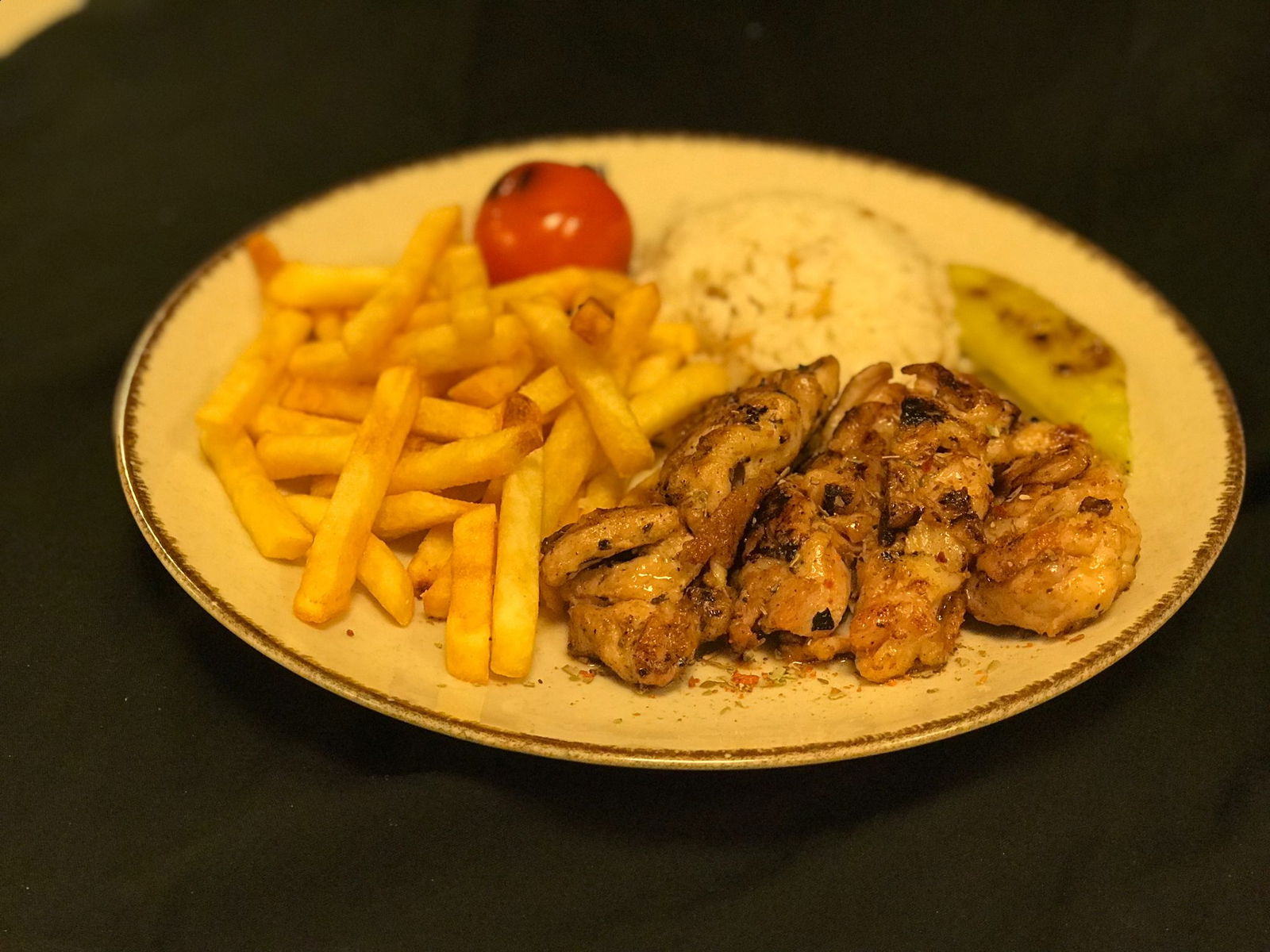 Maltepe Belediyesi Serenat Cafe Sosyal Tesisi