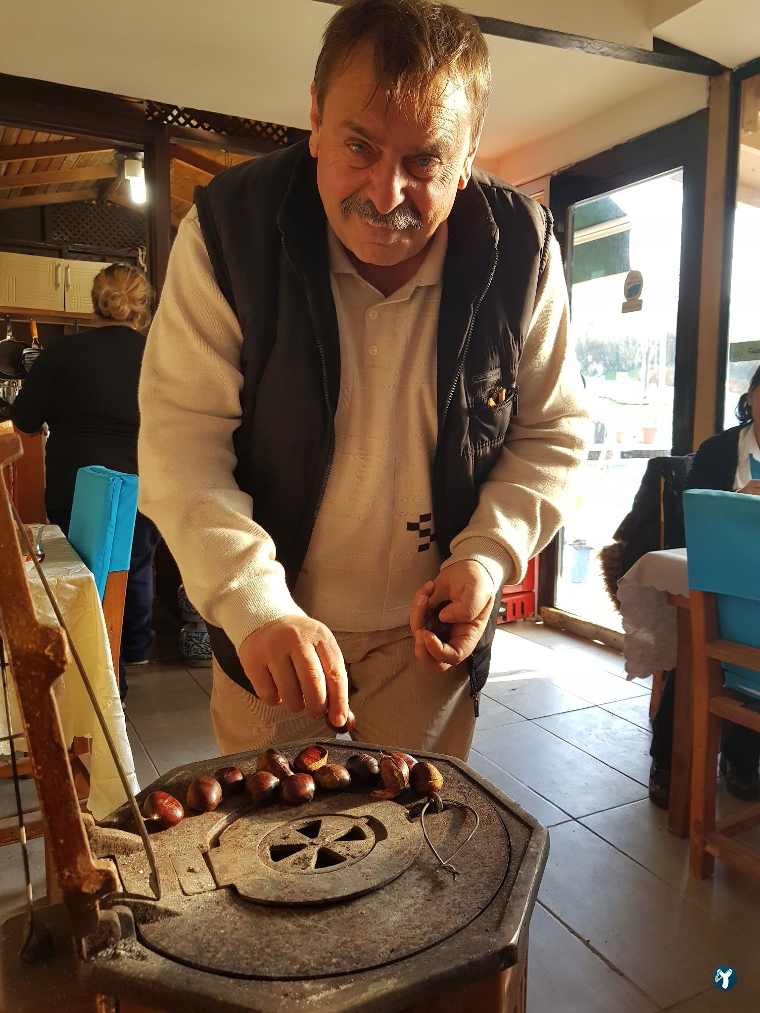 Köyüm Kafe - Köy Yumurtası - Yöresel Ürünler Manda - Keçi Yoğurdu