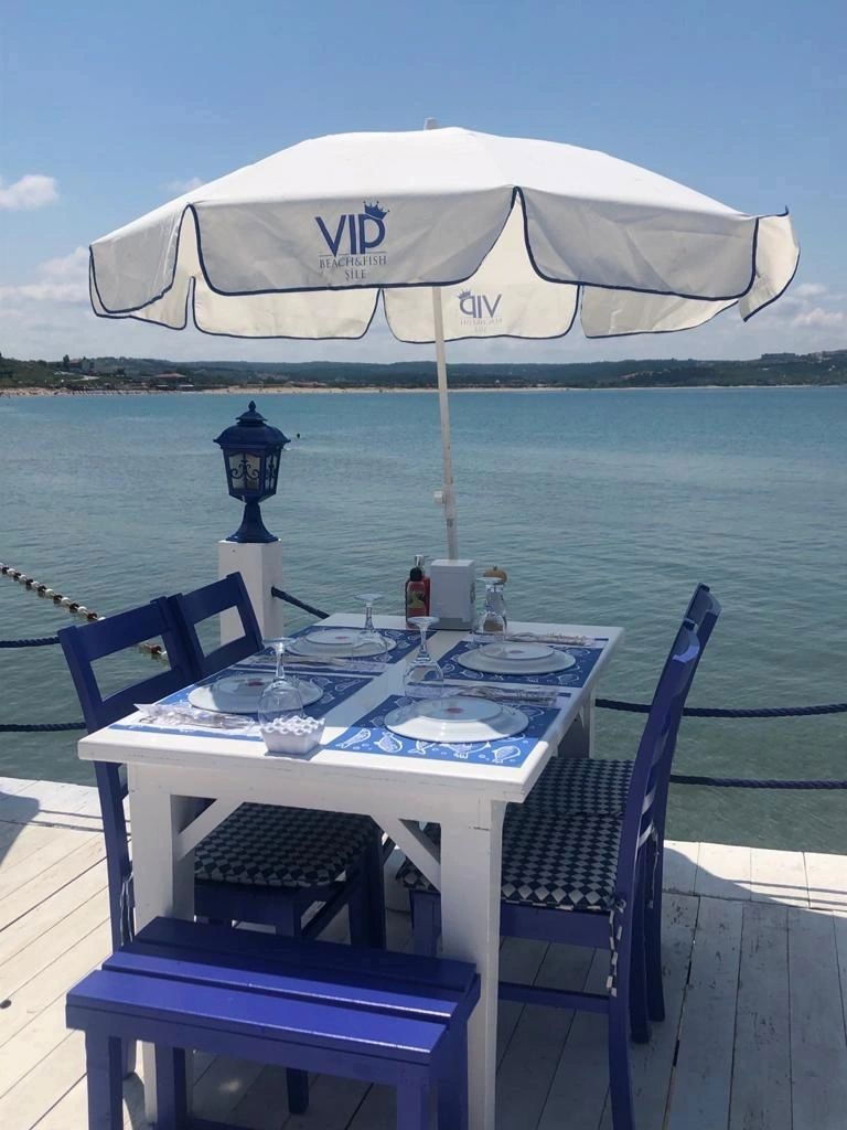 Vip Beach & Fish Restaurant