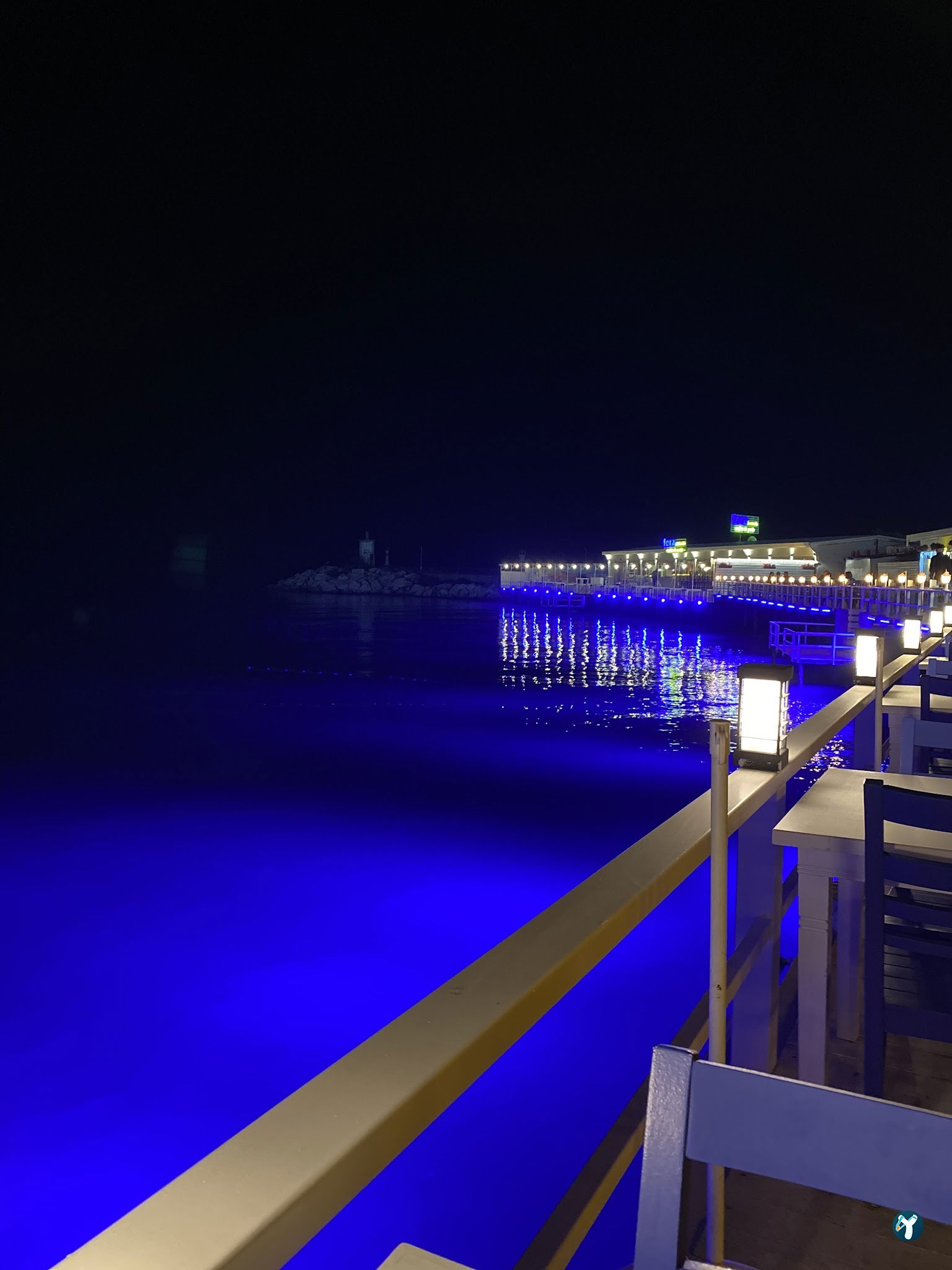 Vip Beach & Fish Restaurant