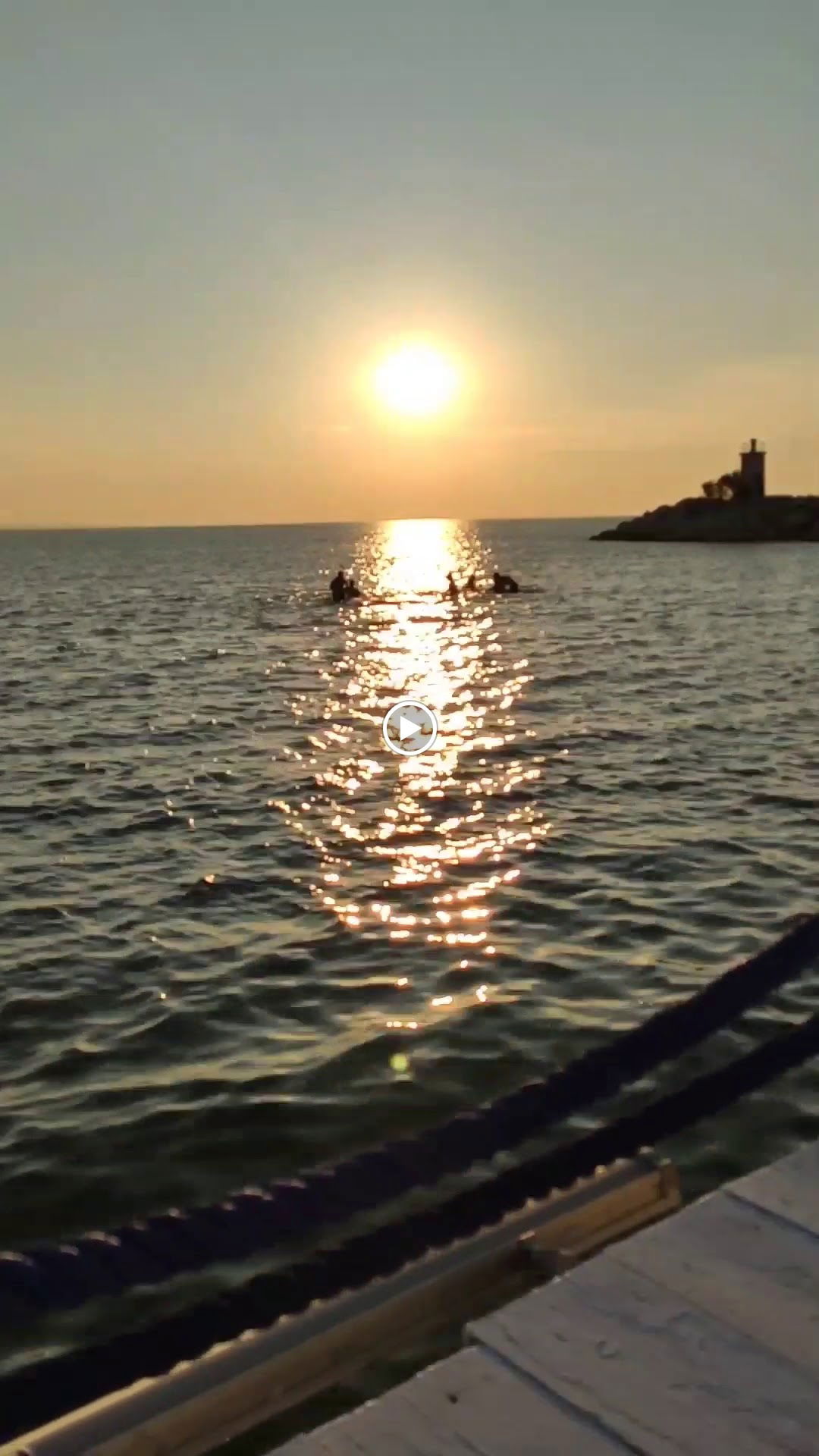 Vip Beach & Fish Restaurant