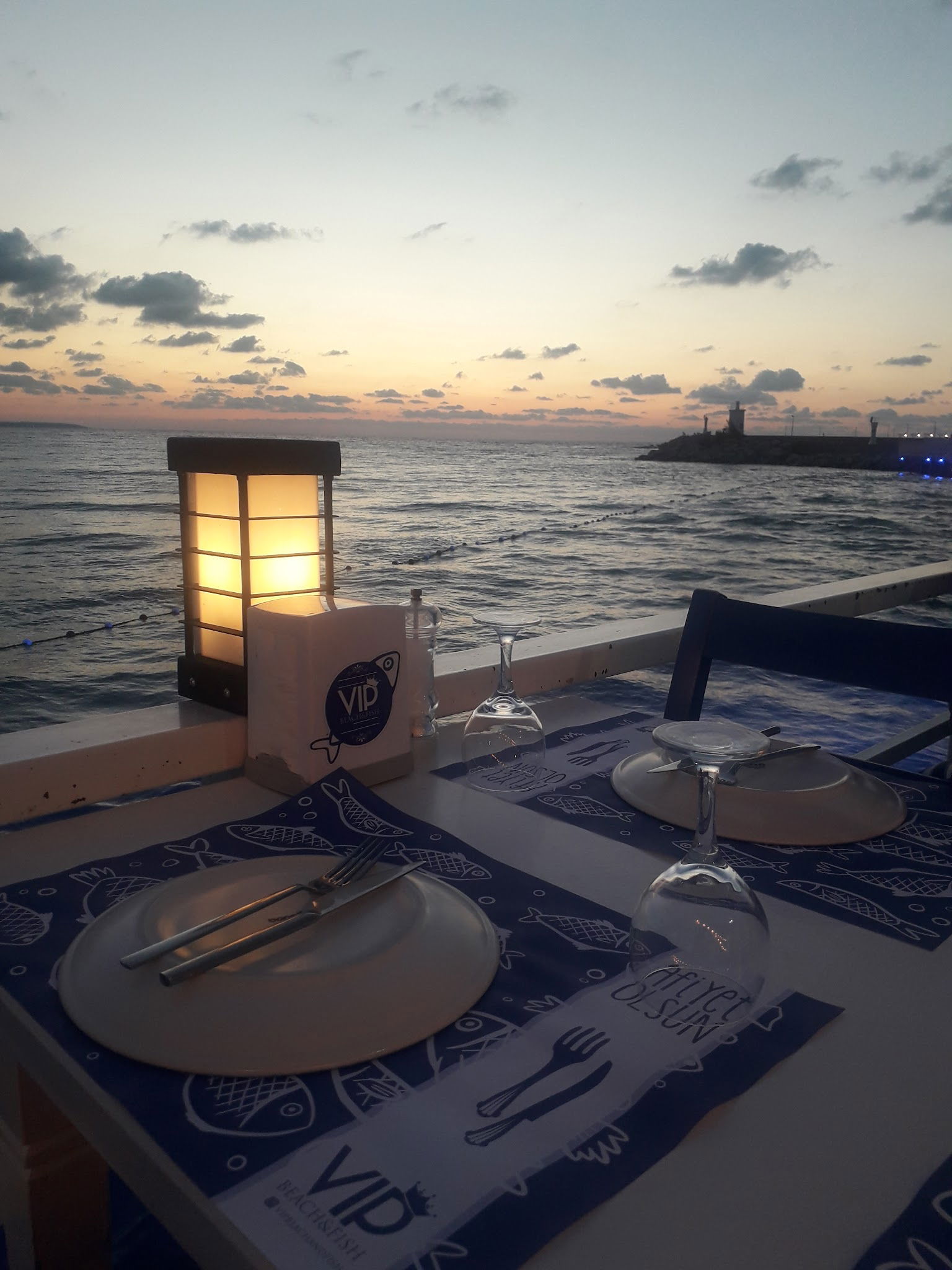 Vip Beach & Fish Restaurant