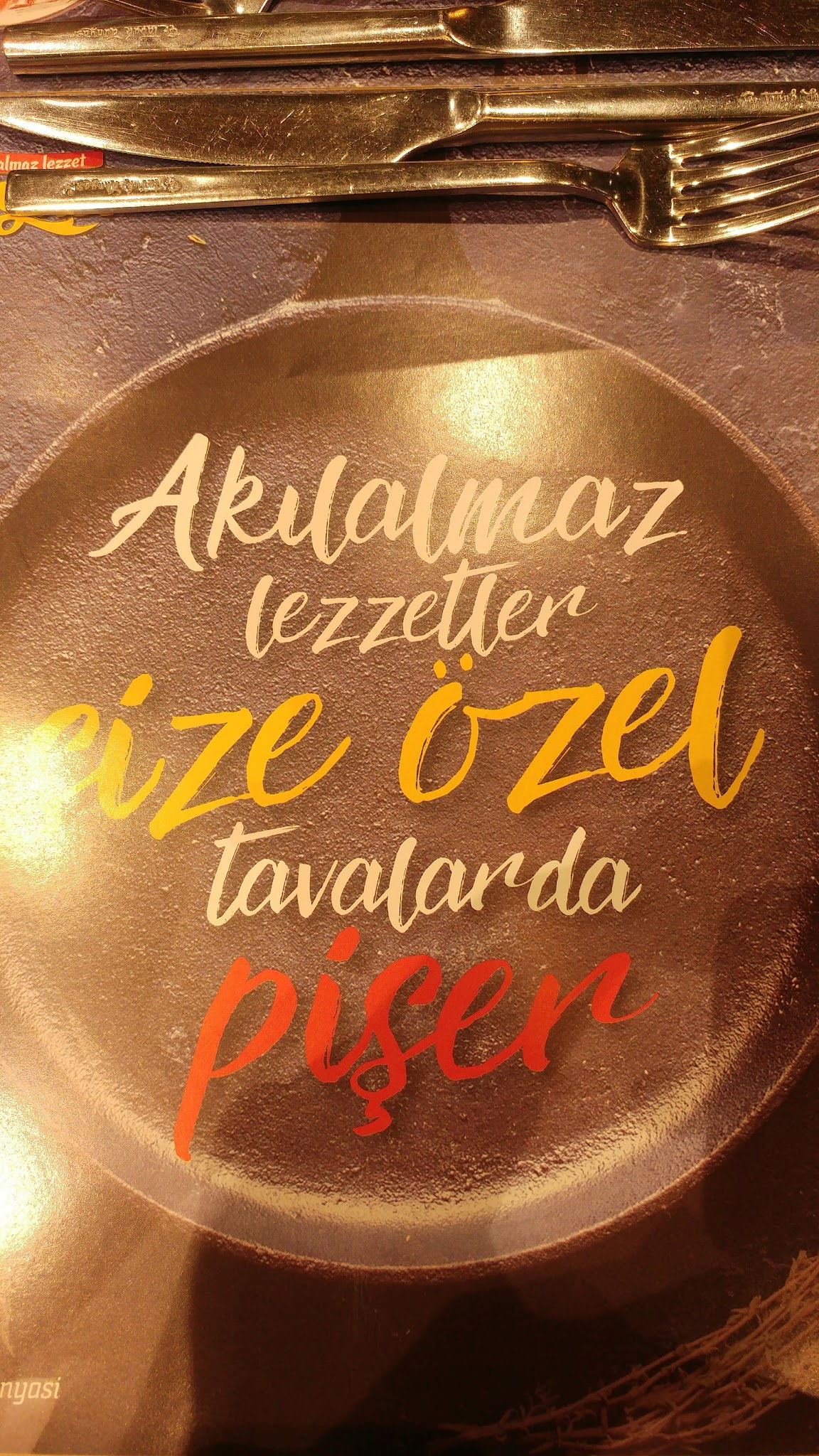 Tavuk Dünyası Gaziosmanpaşa Cadde