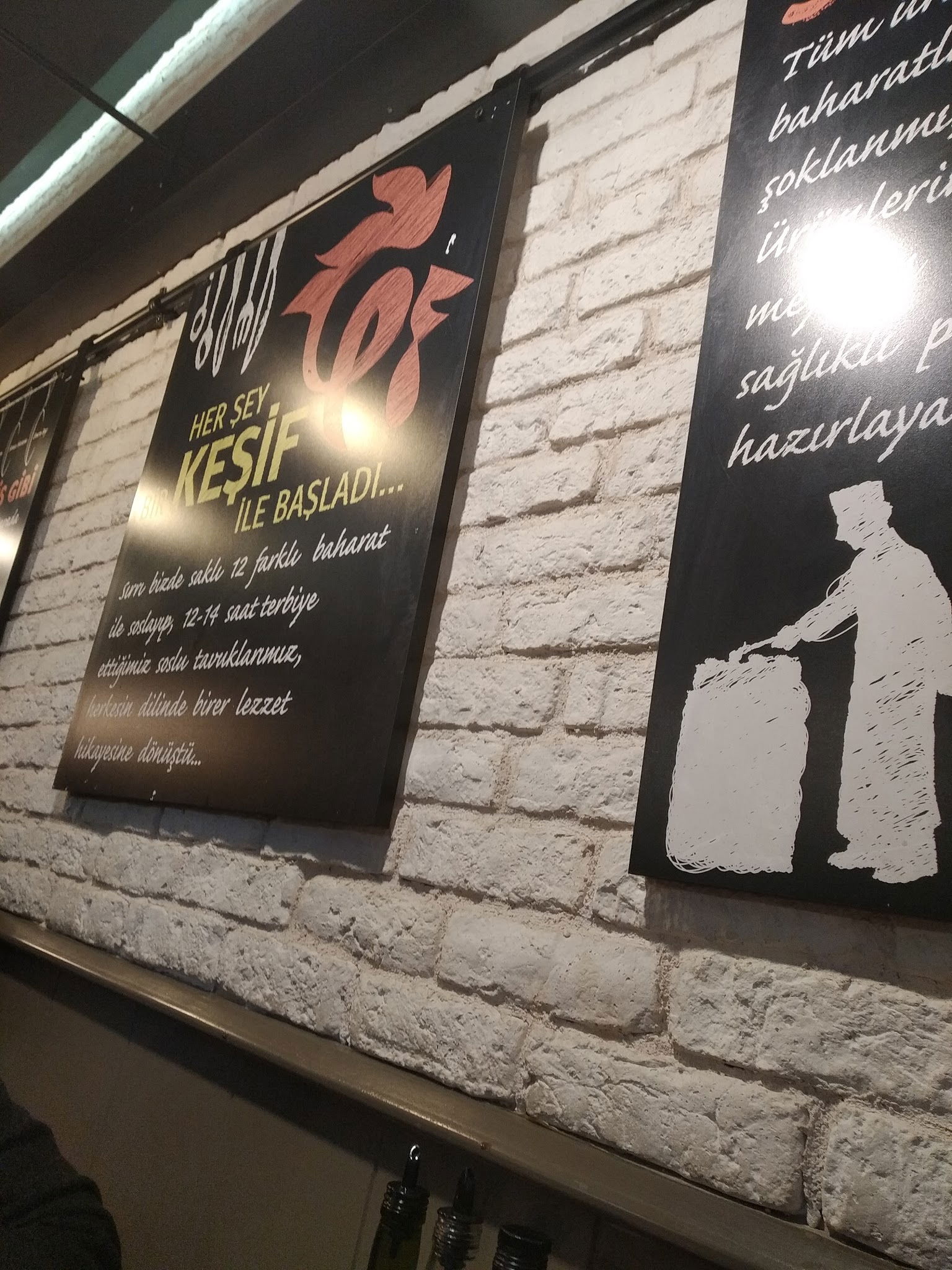 Tavuk Dünyası Gaziosmanpaşa Cadde