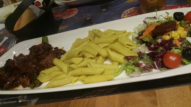 Tavuk Dünyası Gaziosmanpaşa Cadde resimleri