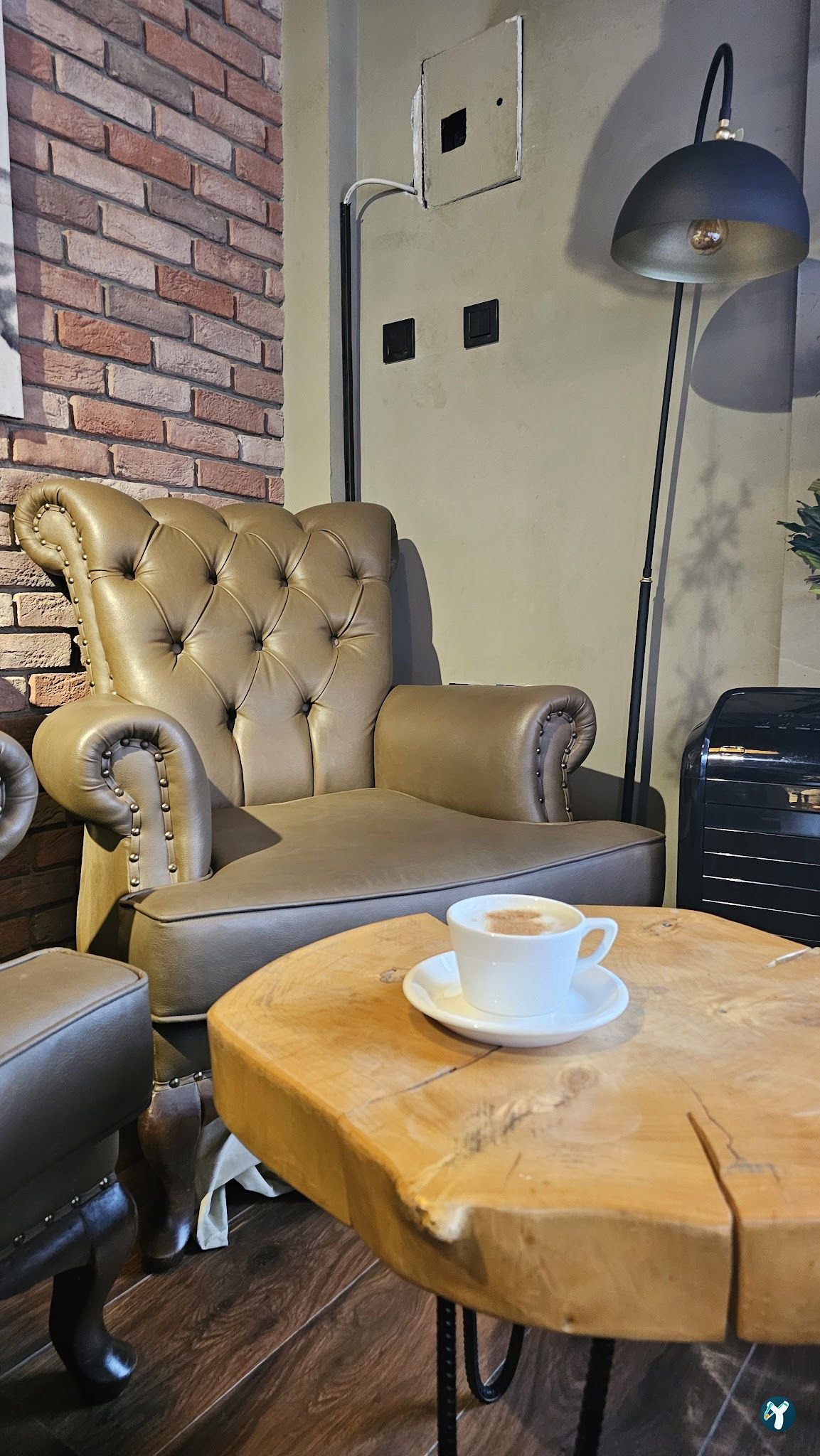 Strada Coffee Shop