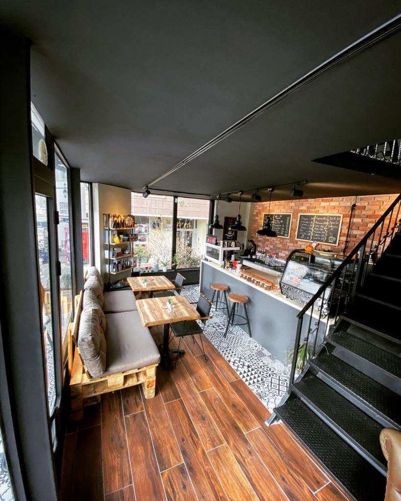 Strada Coffee Shop