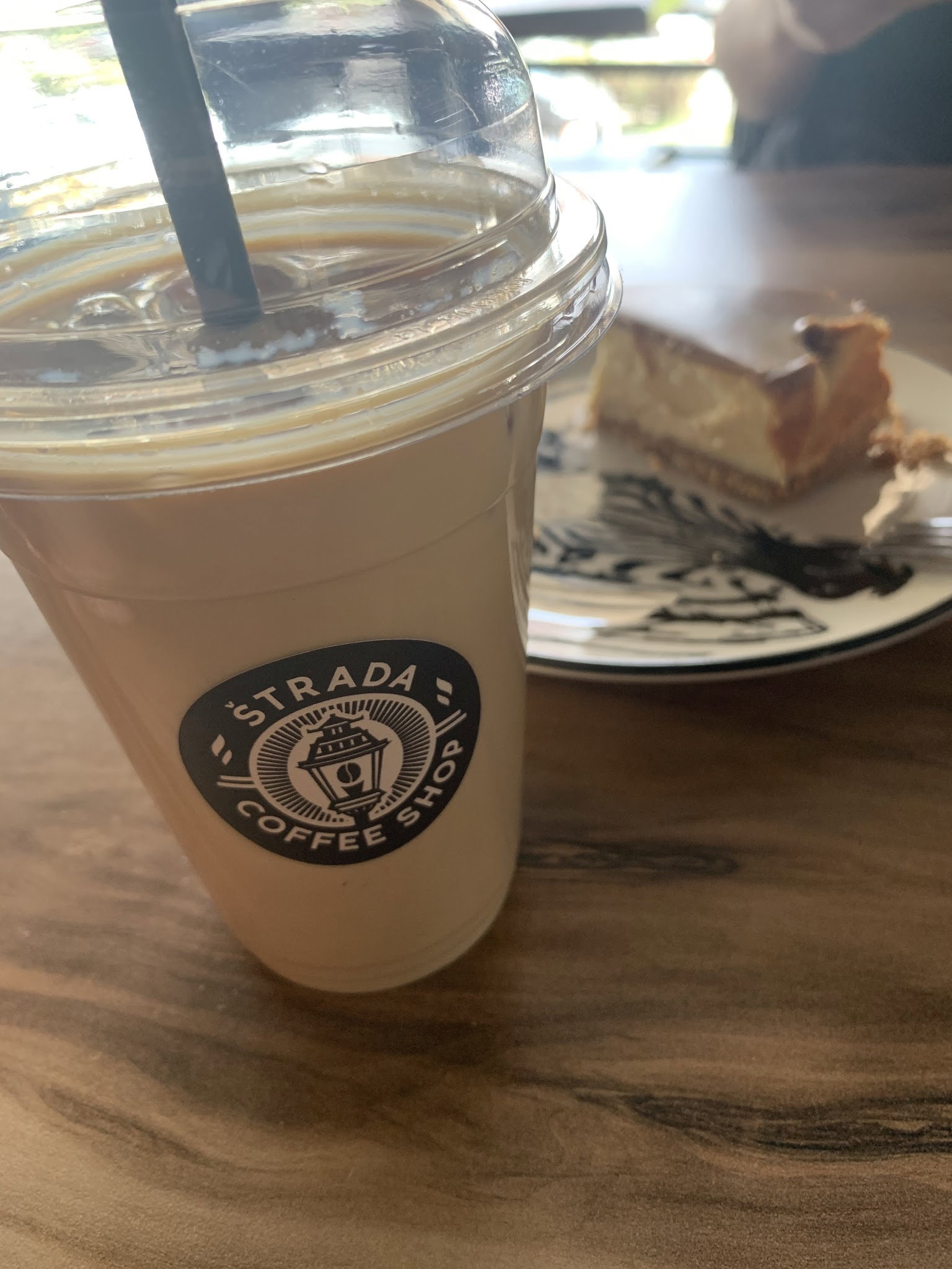Strada Coffee Shop