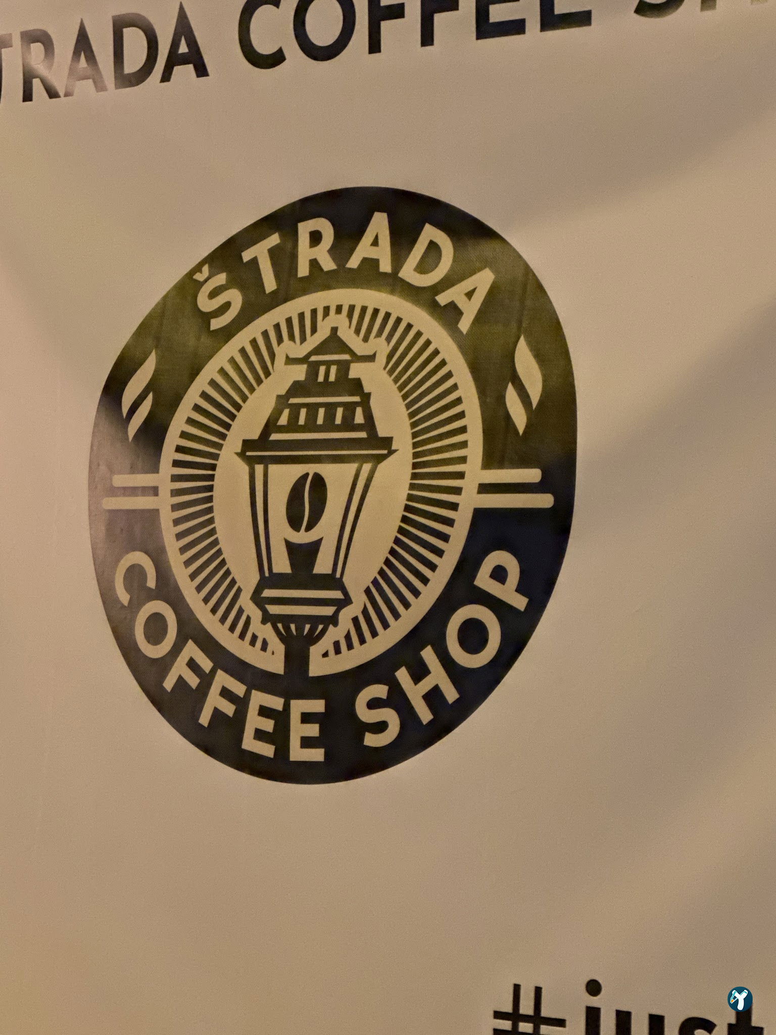 Strada Coffee Shop