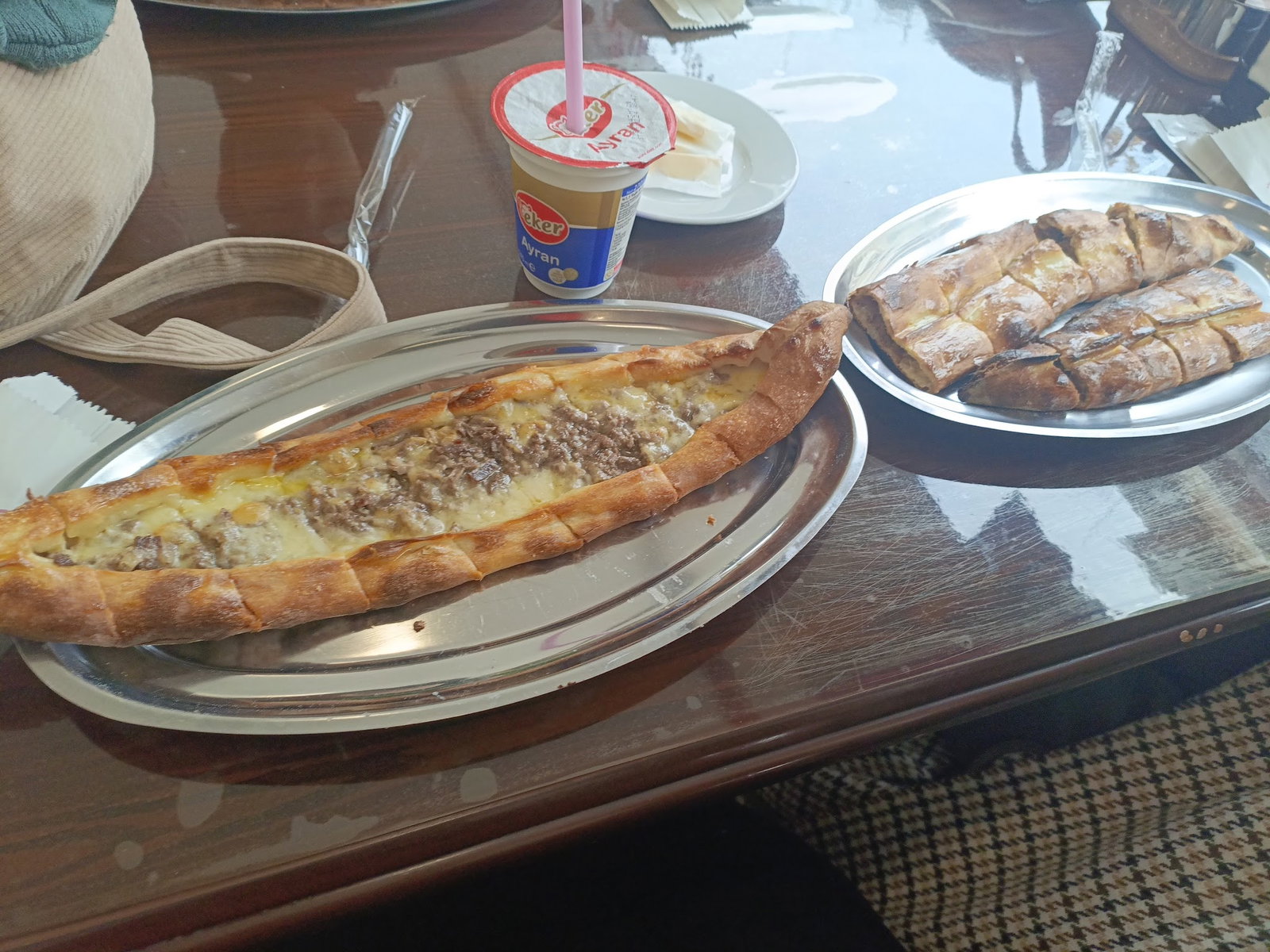 Fati̇h Karadeni̇z Pi̇deci̇si̇ İbrahi̇m Usta - Fati̇h Şube