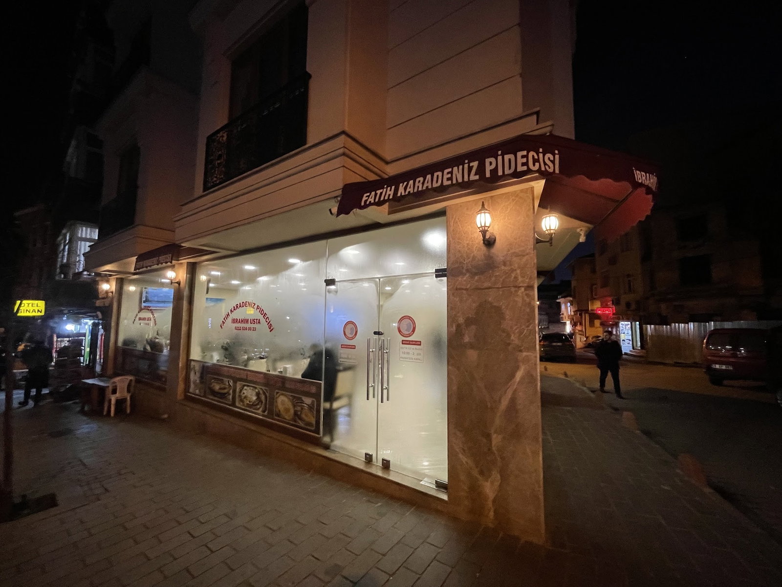 Fati̇h Karadeni̇z Pi̇deci̇si̇ İbrahi̇m Usta - Fati̇h Şube