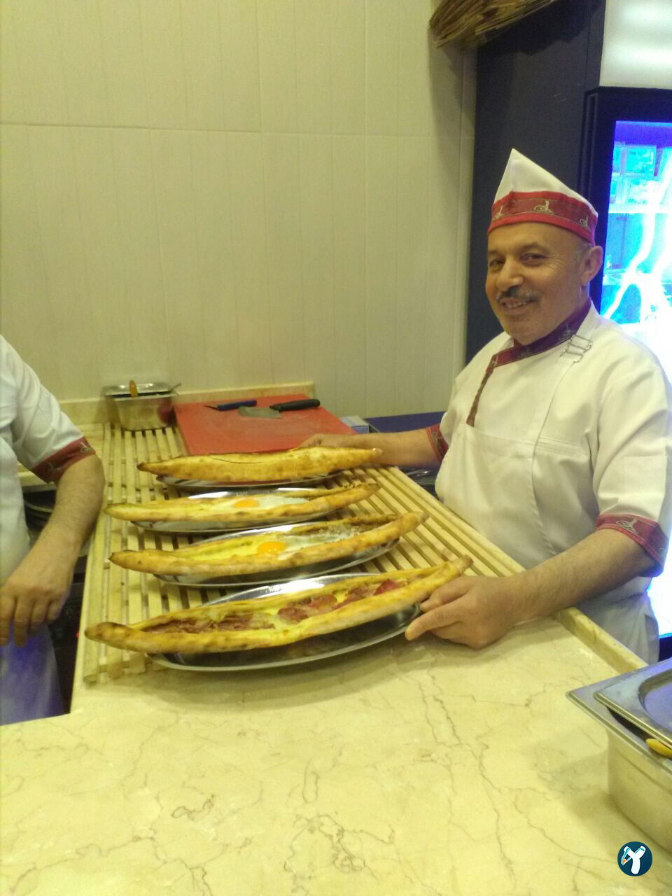 Fati̇h Karadeni̇z Pi̇deci̇si̇ İbrahi̇m Usta - Fati̇h Şube