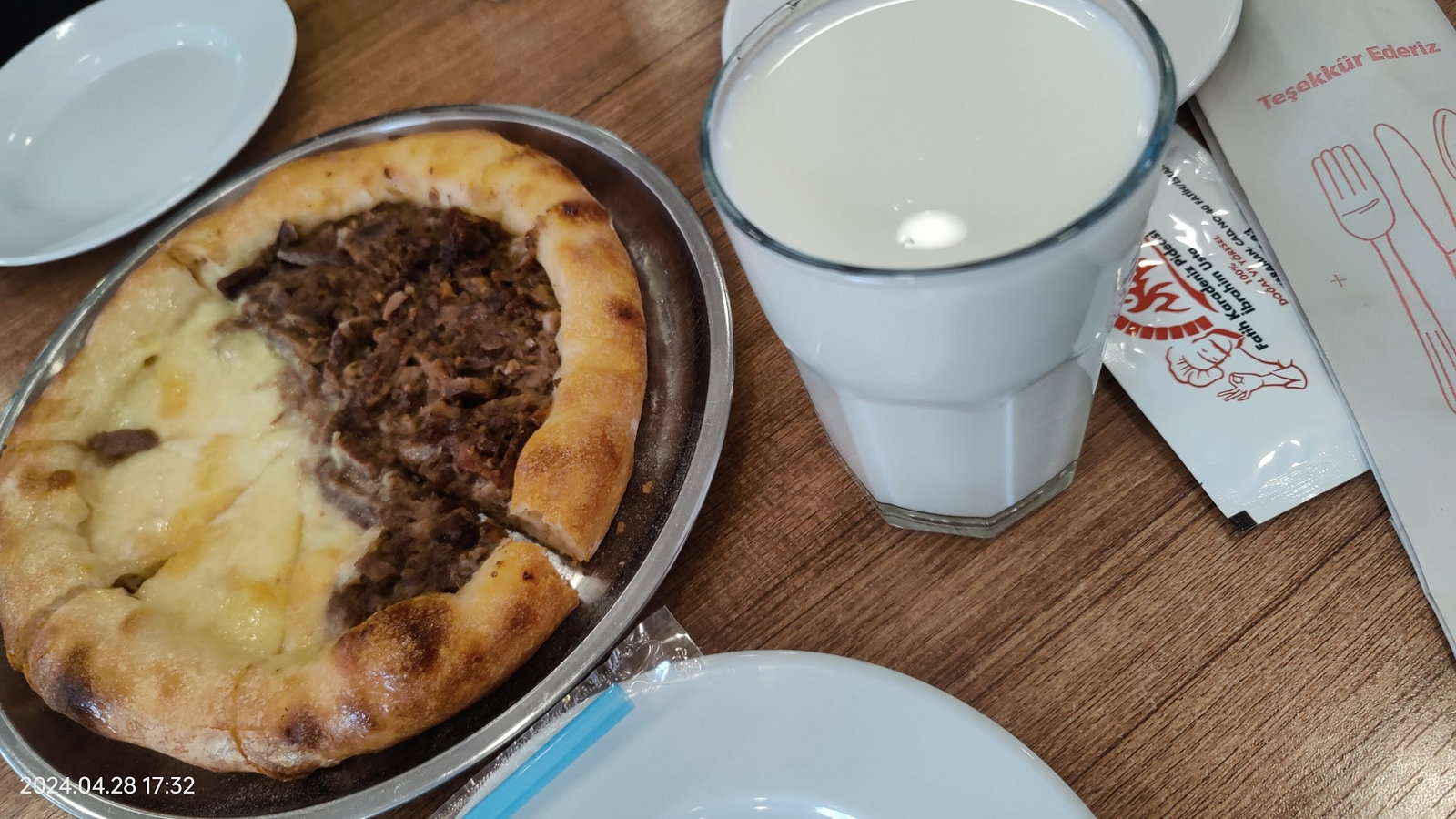 Fati̇h Karadeni̇z Pi̇deci̇si̇ İbrahi̇m Usta - Fati̇h Şube
