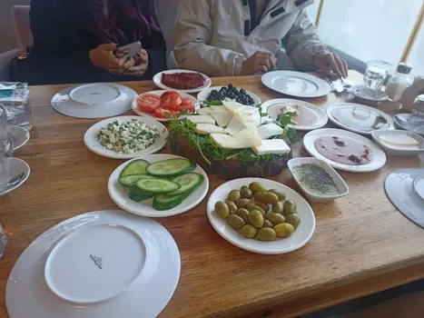 Alacati Bahcesi resimleri Alacati Bahcesi resimleri