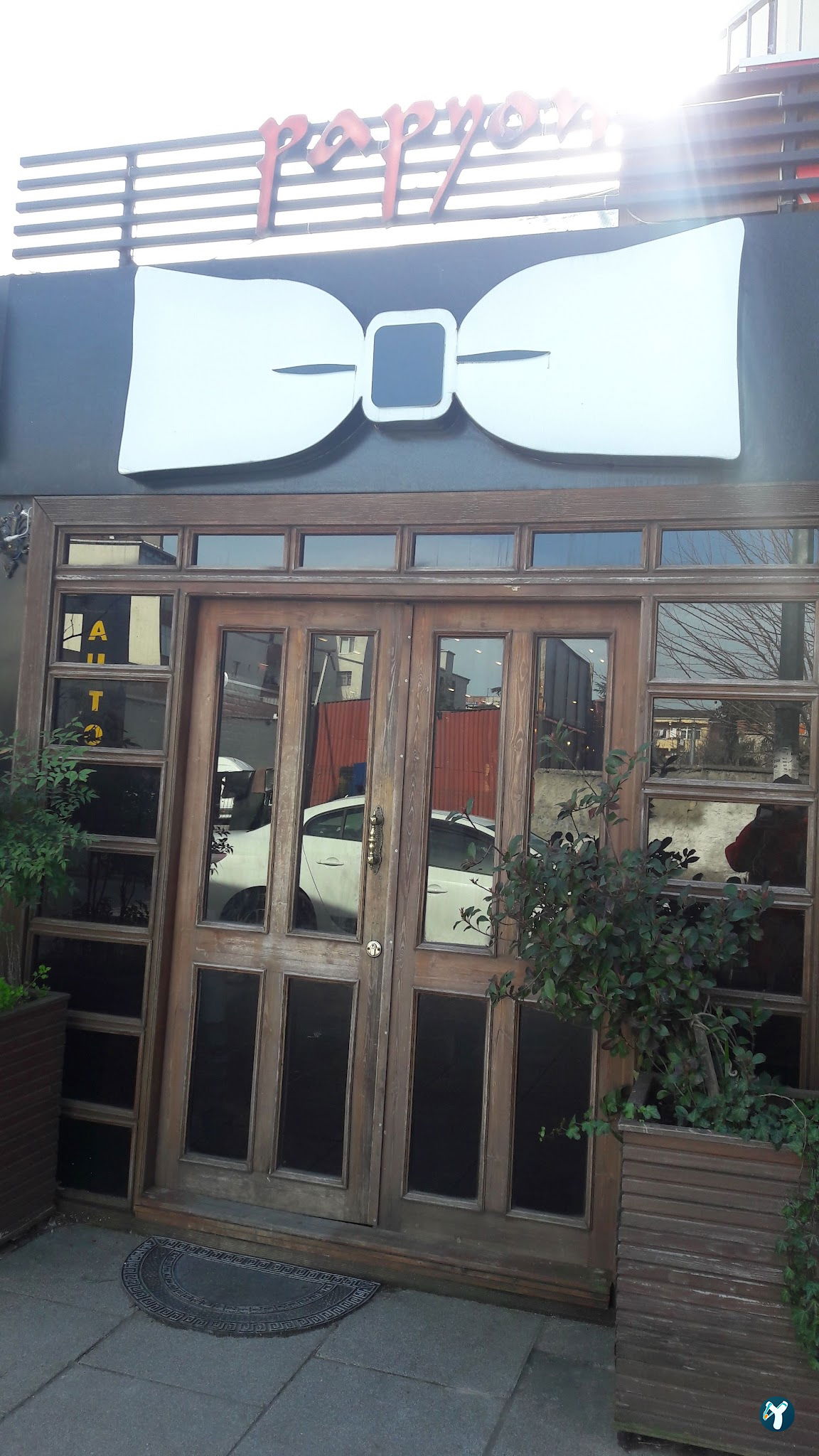 Papyon Cafe