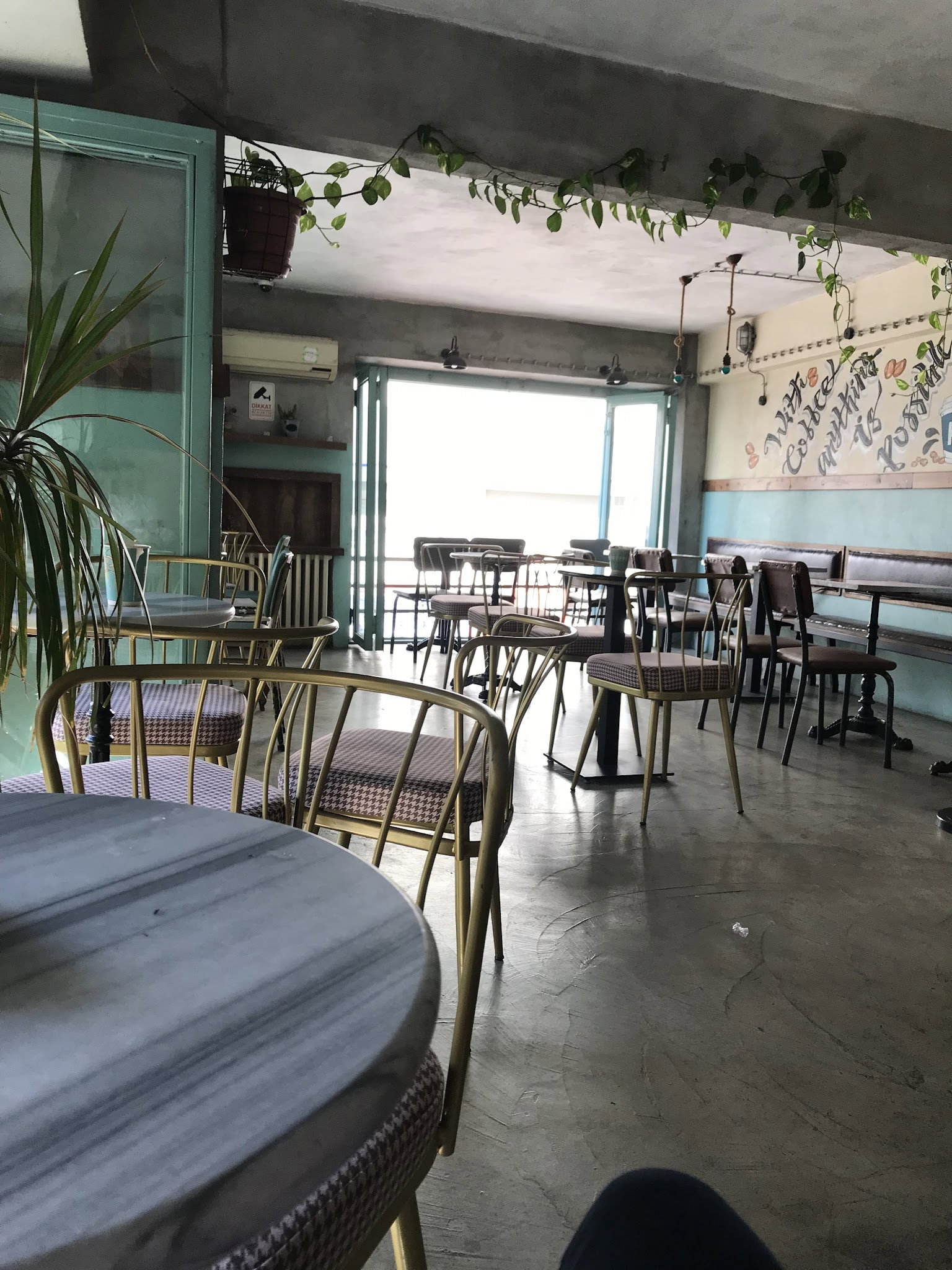 Kropka Coffee