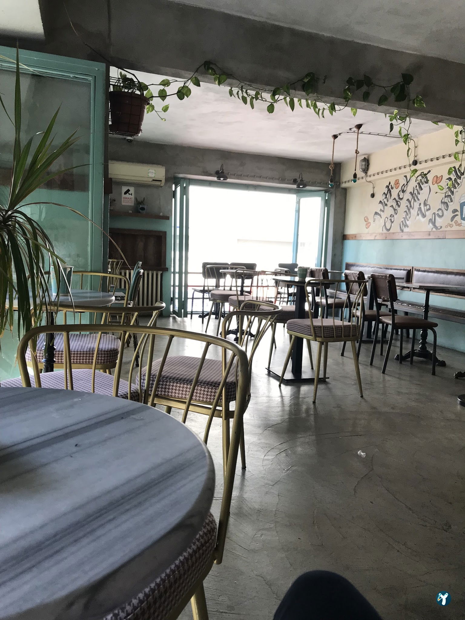 Kropka Coffee