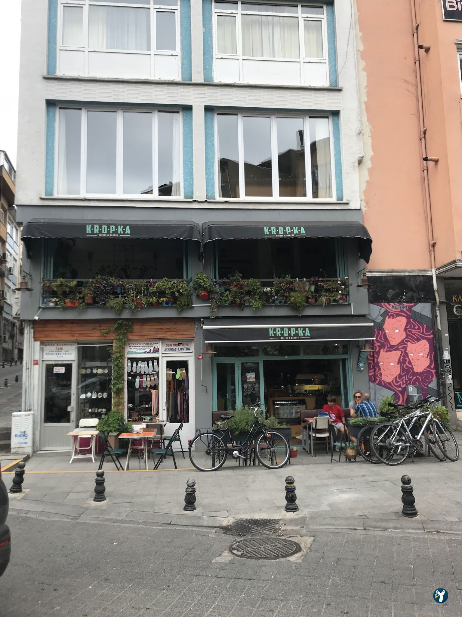 Kropka Coffee