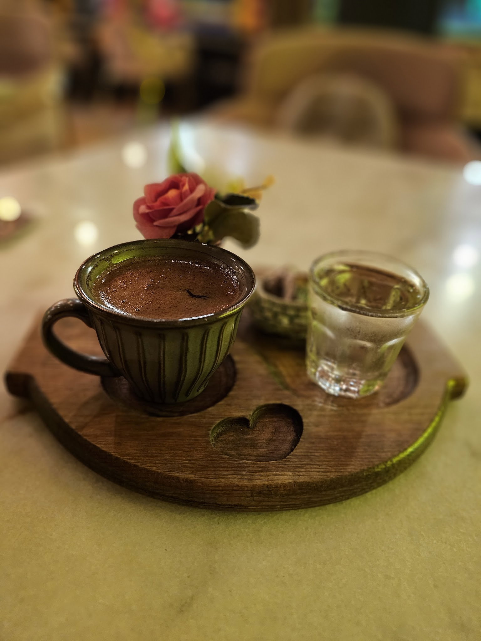 Mahall Cafe & Restaurant