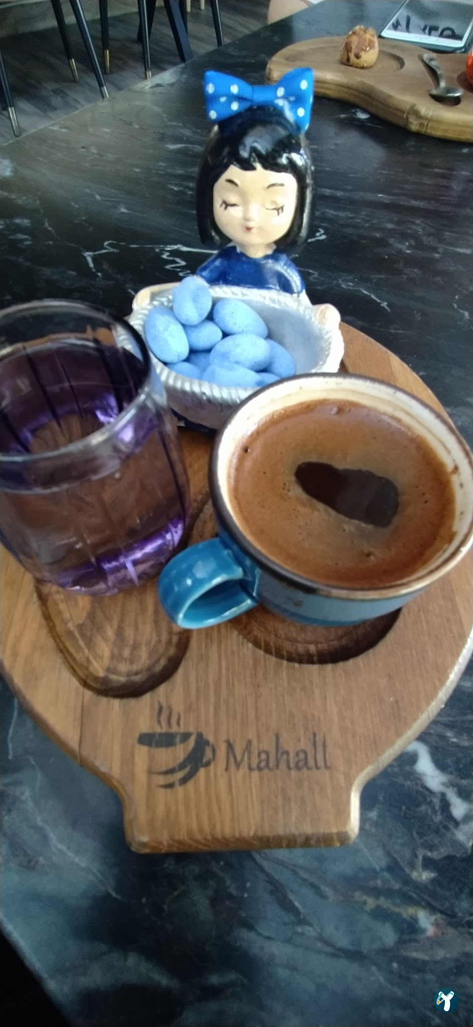Mahall Cafe & Restaurant