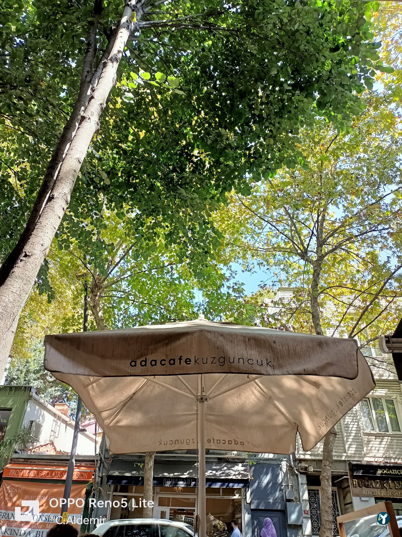 Island Cafe Kuzguncuk
