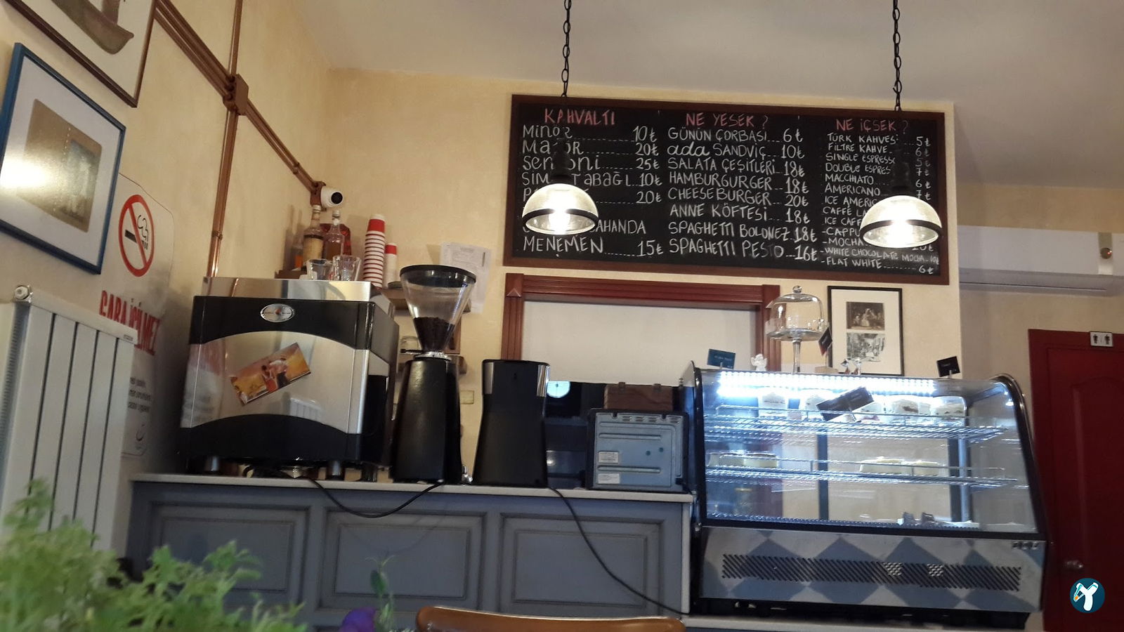 Island Cafe Kuzguncuk