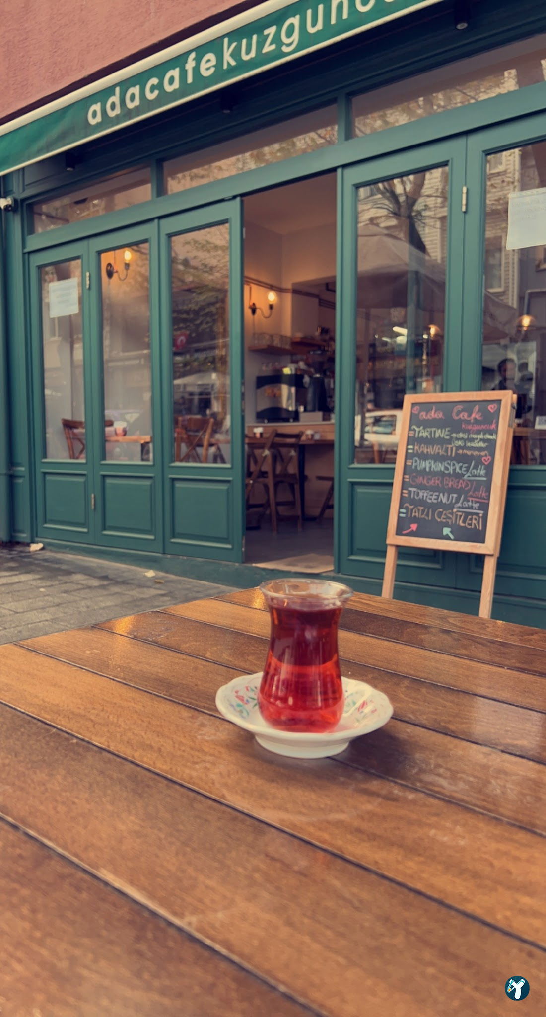 Island Cafe Kuzguncuk