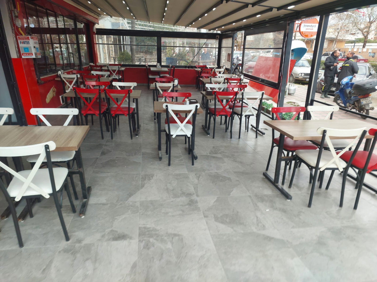 Dapi̇x Döner Di̇ki̇li̇