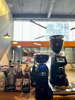 On&Ff Kütüphane Cafe Eryaman resimleri