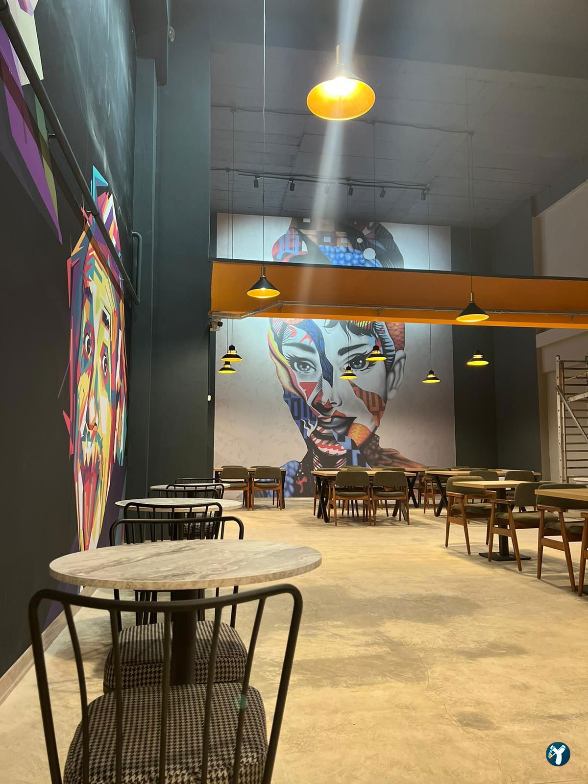 On&Ff Kütüphane Cafe Eryaman