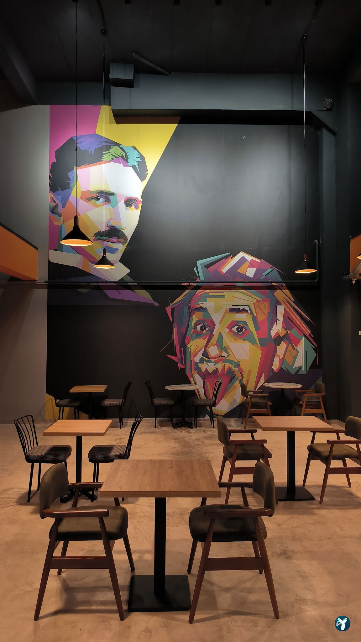 On&Ff Kütüphane Cafe Eryaman