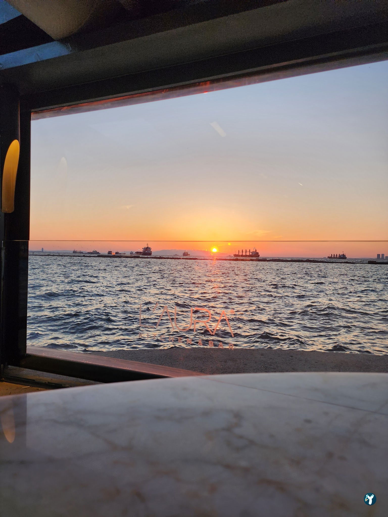 L’Aura Kitchen & Bar Konak Pier
