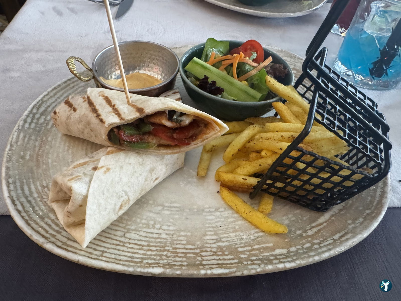 Esto Restaurant
