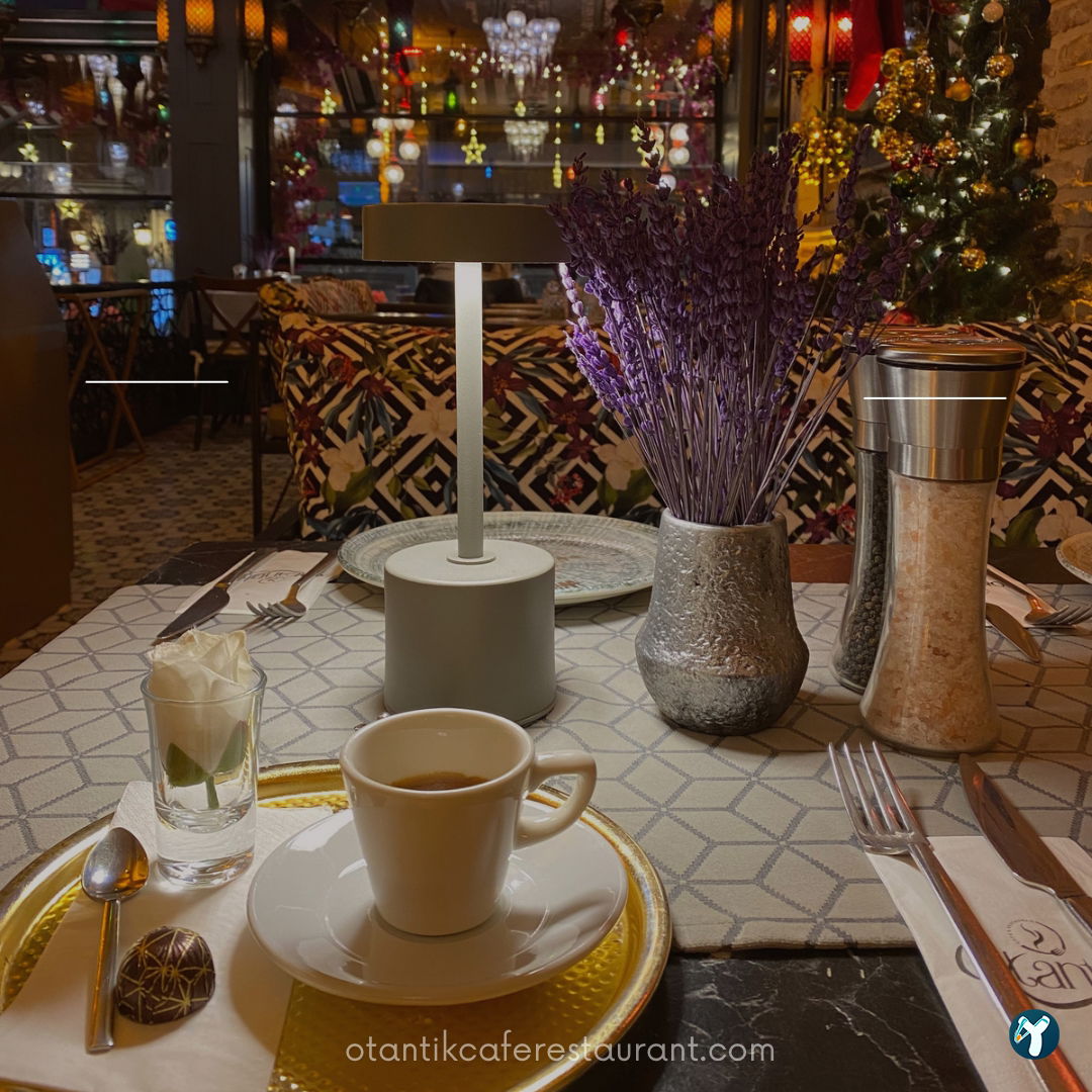Esto Restaurant