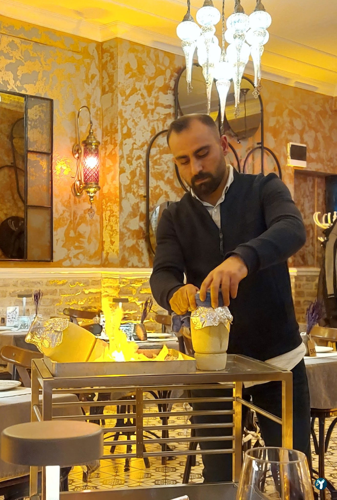 Esto Restaurant