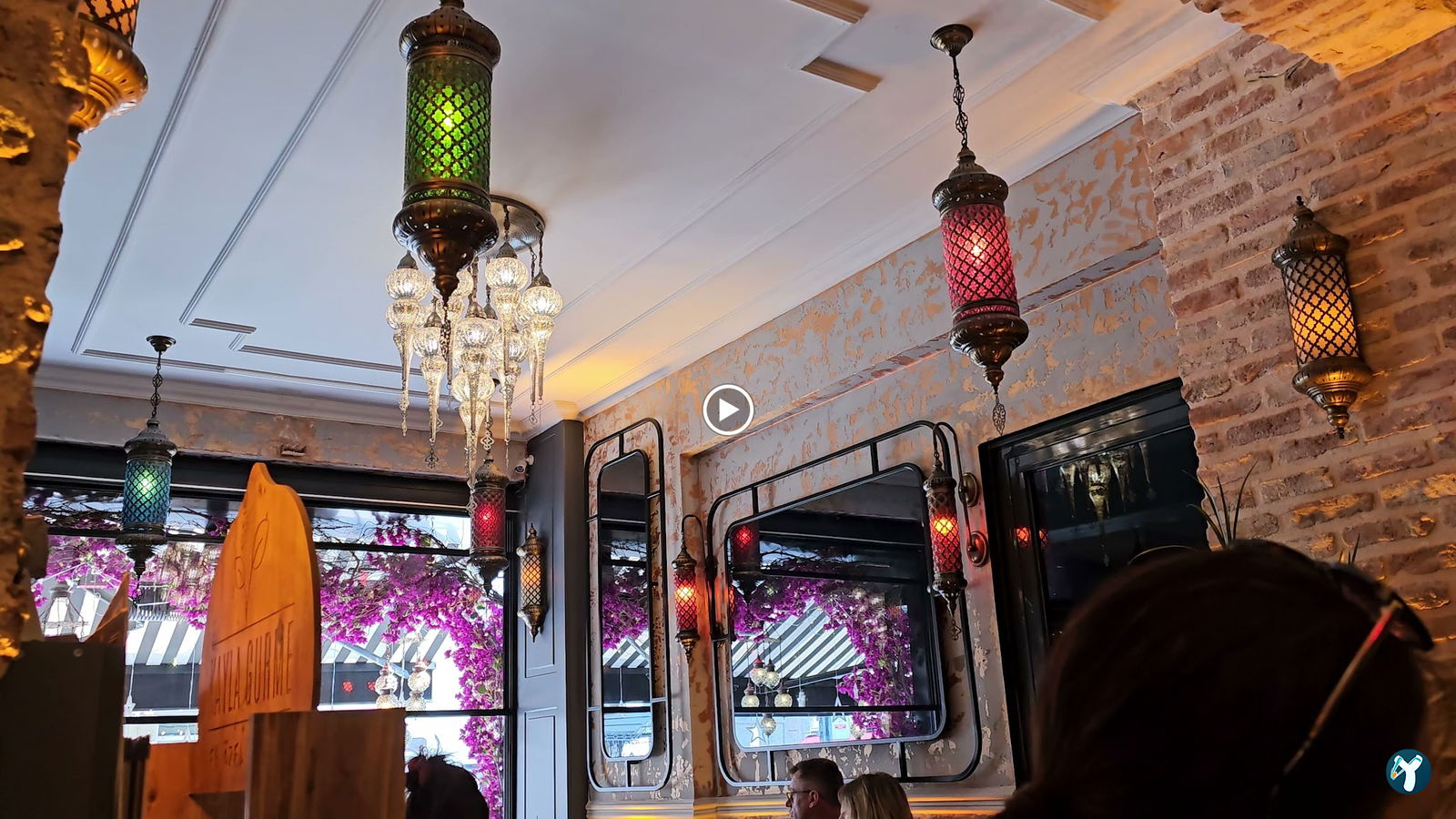 Esto Restaurant