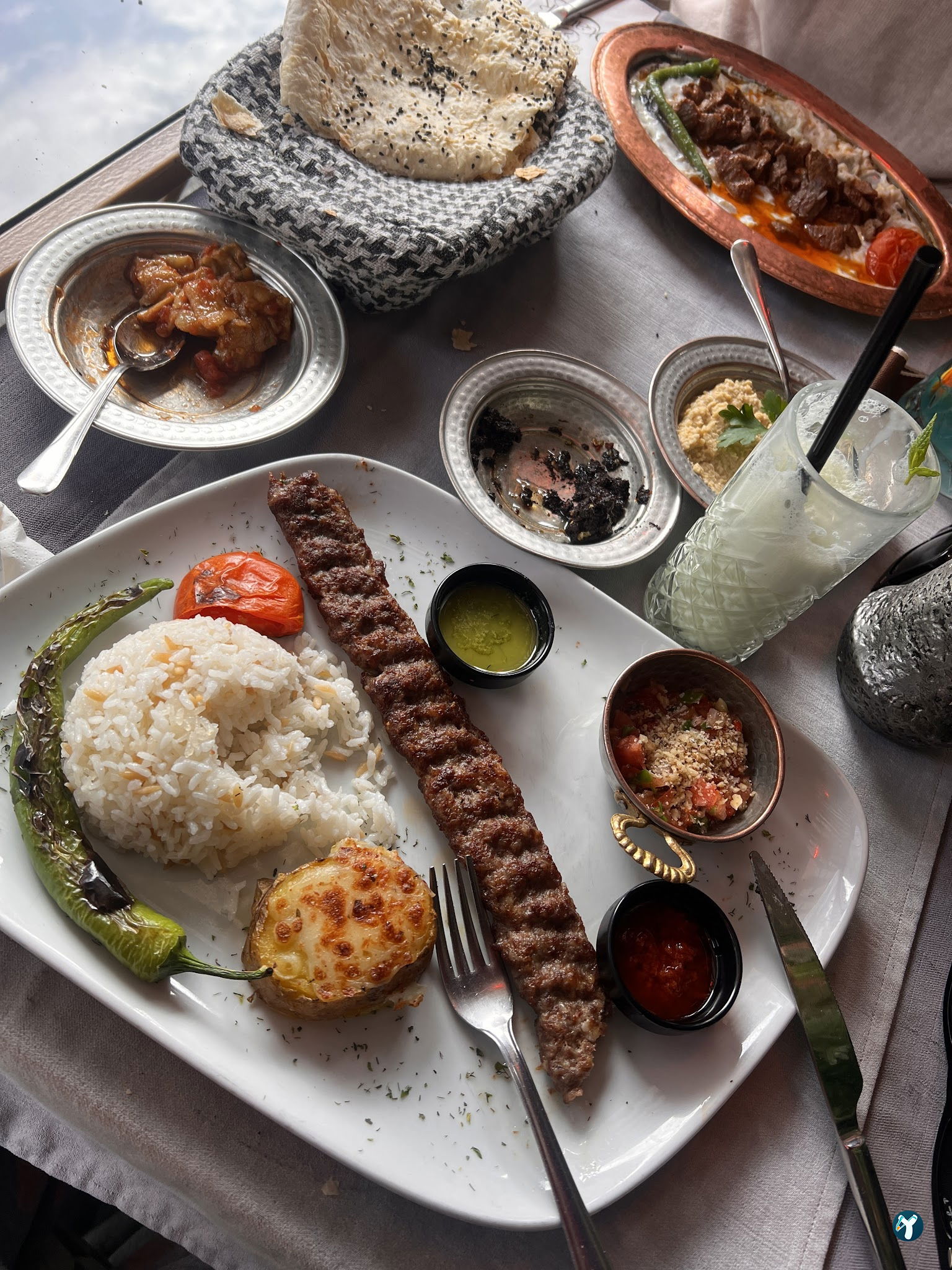 Esto Restaurant
