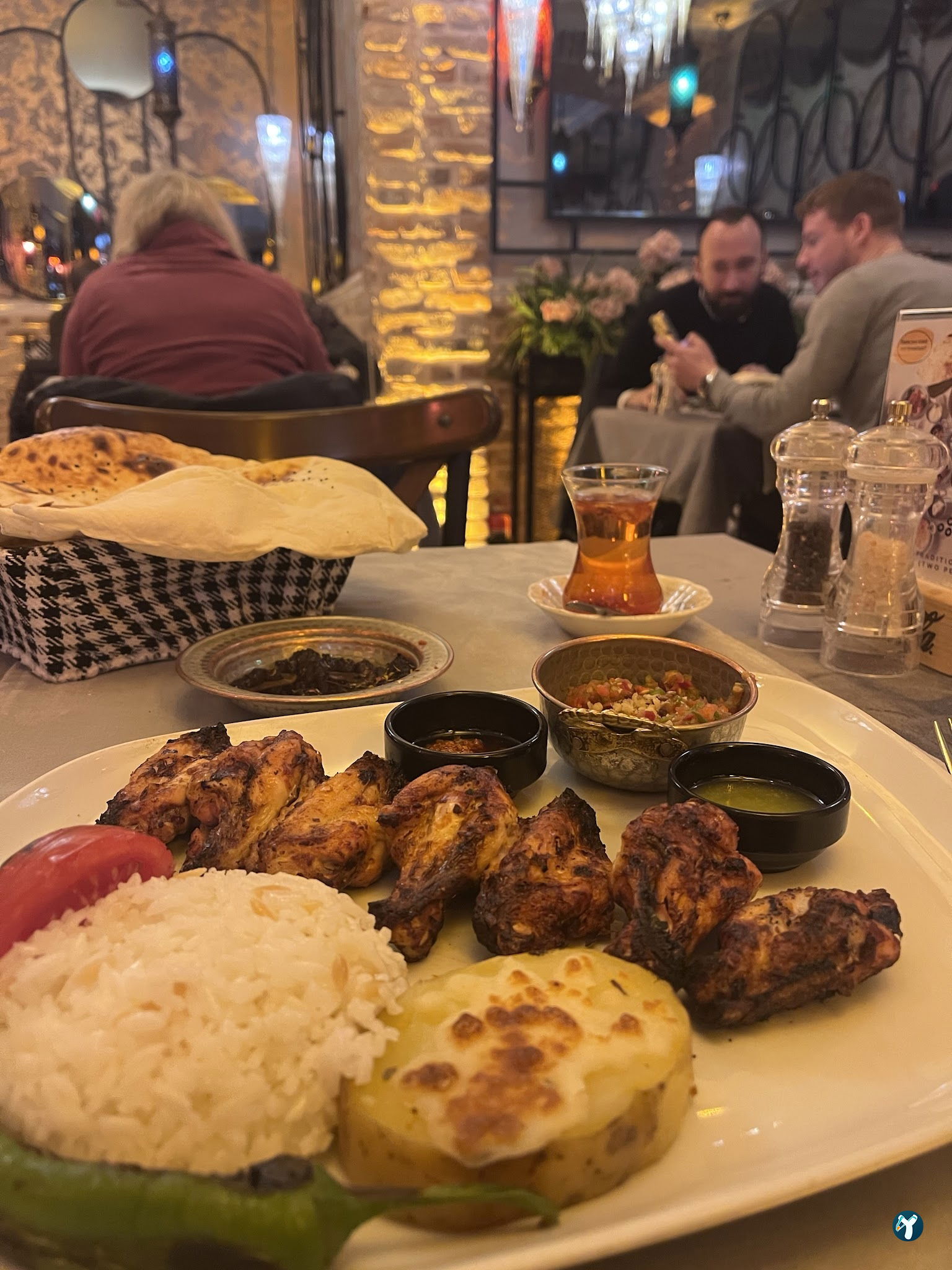 Esto Restaurant