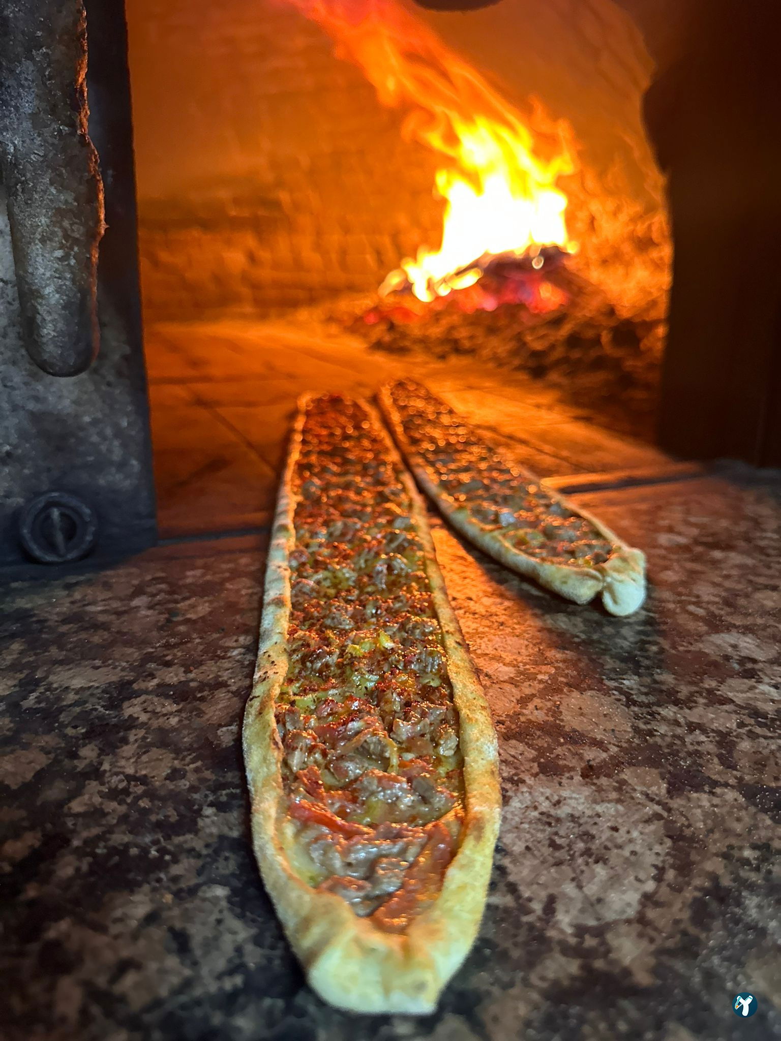 Gebizli Etli Pide Döner Kebap Salonu Mevlana