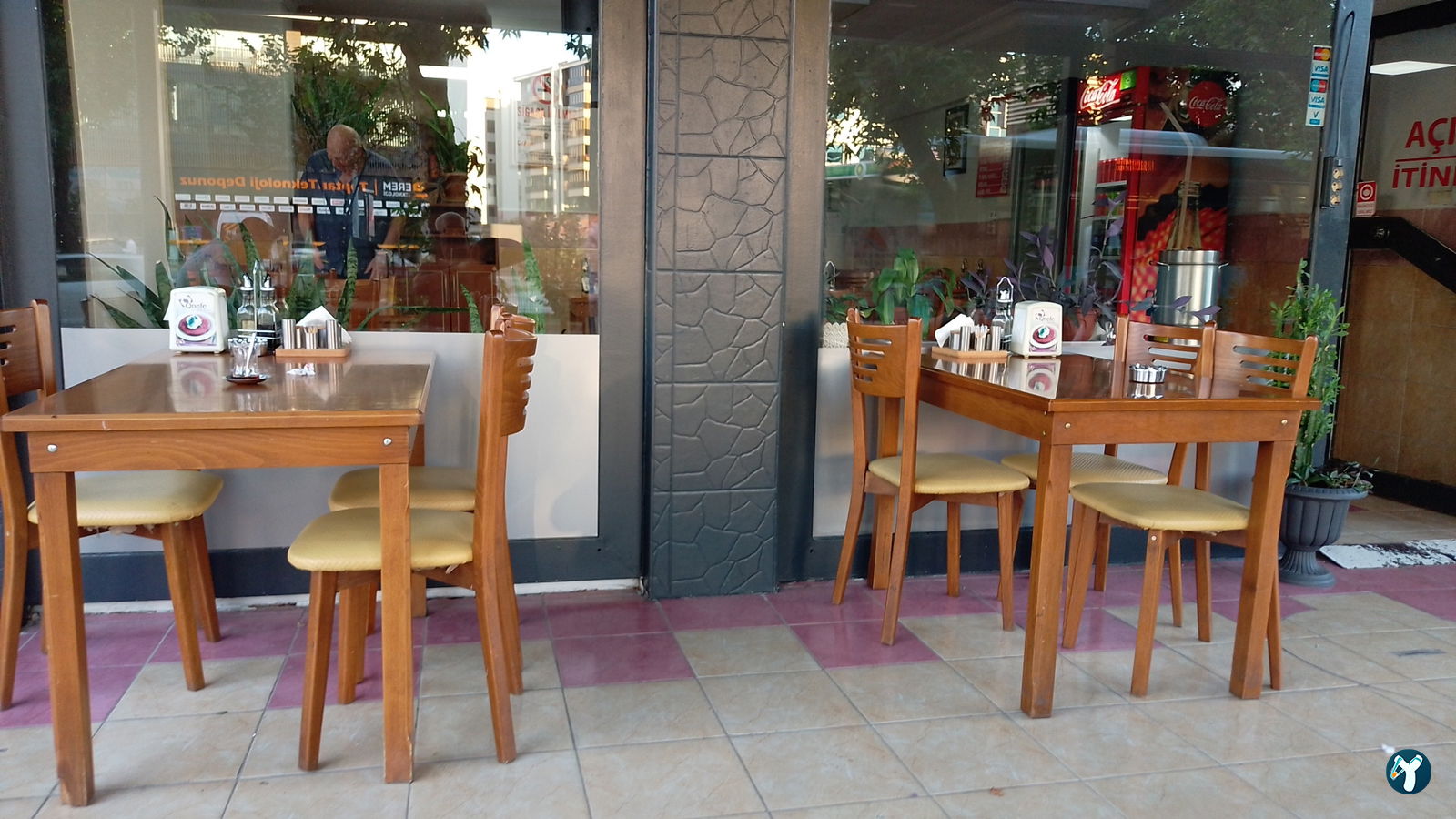 Gebizli Etli Pide Döner Kebap Salonu Mevlana