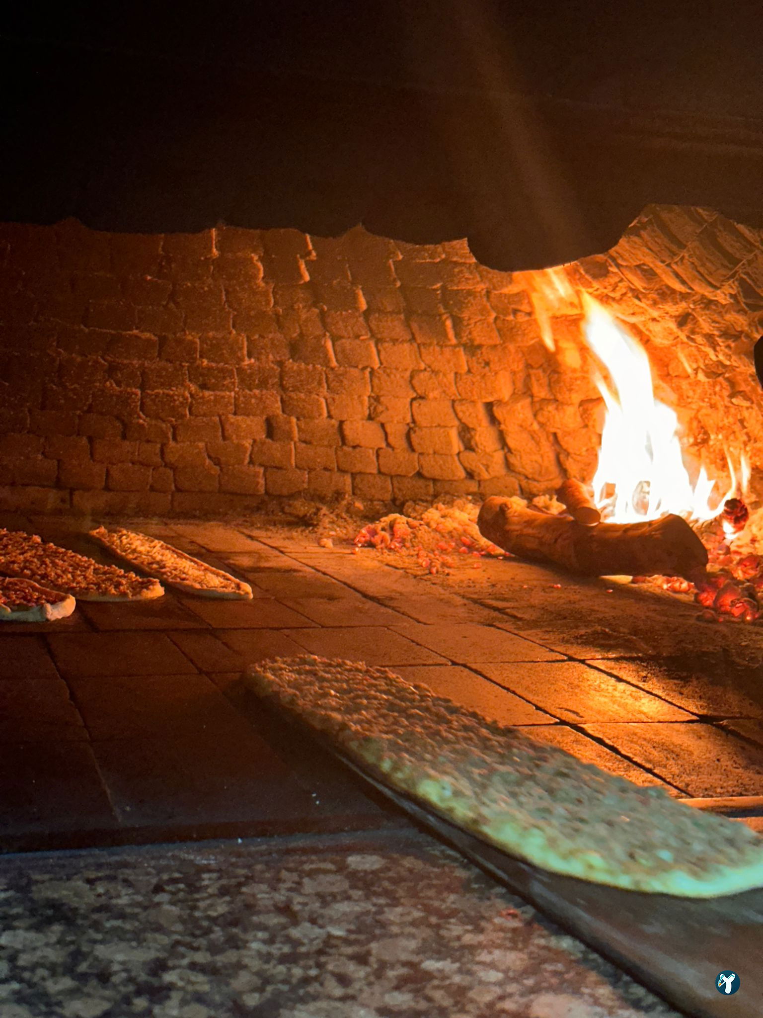 Gebizli Etli Pide Döner Kebap Salonu Mevlana
