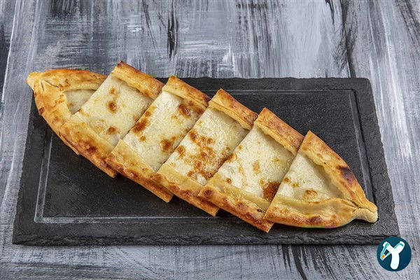 Gebizli Etli Pide Döner Kebap Salonu Mevlana