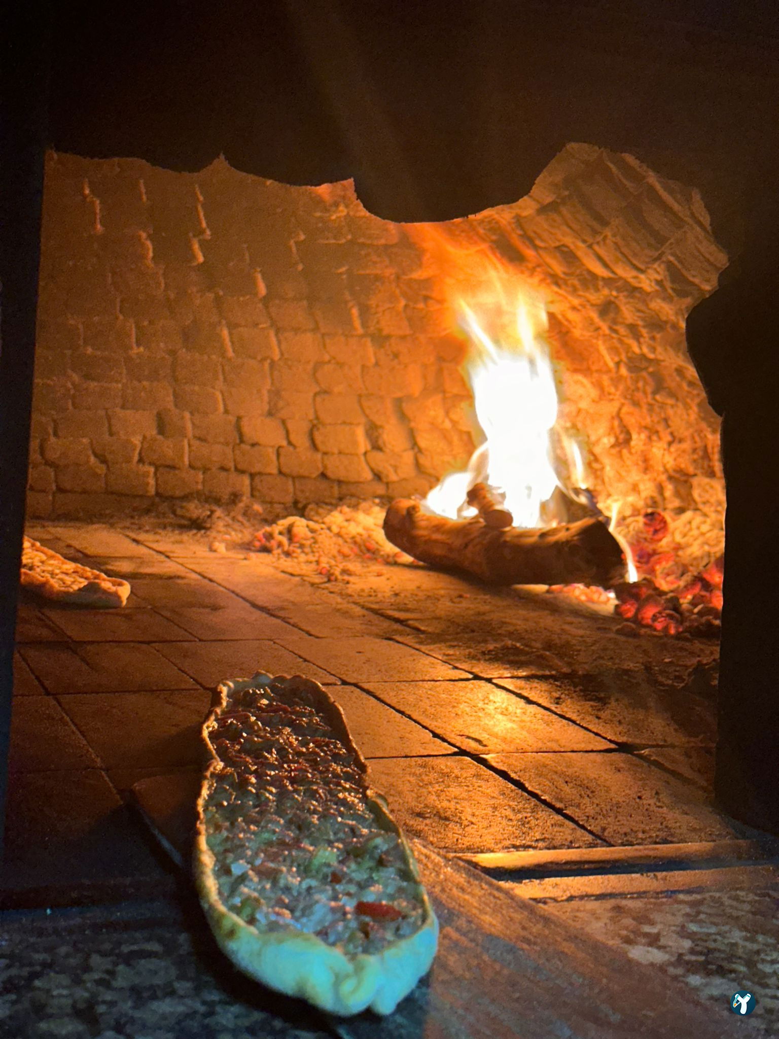 Gebizli Etli Pide Döner Kebap Salonu Mevlana
