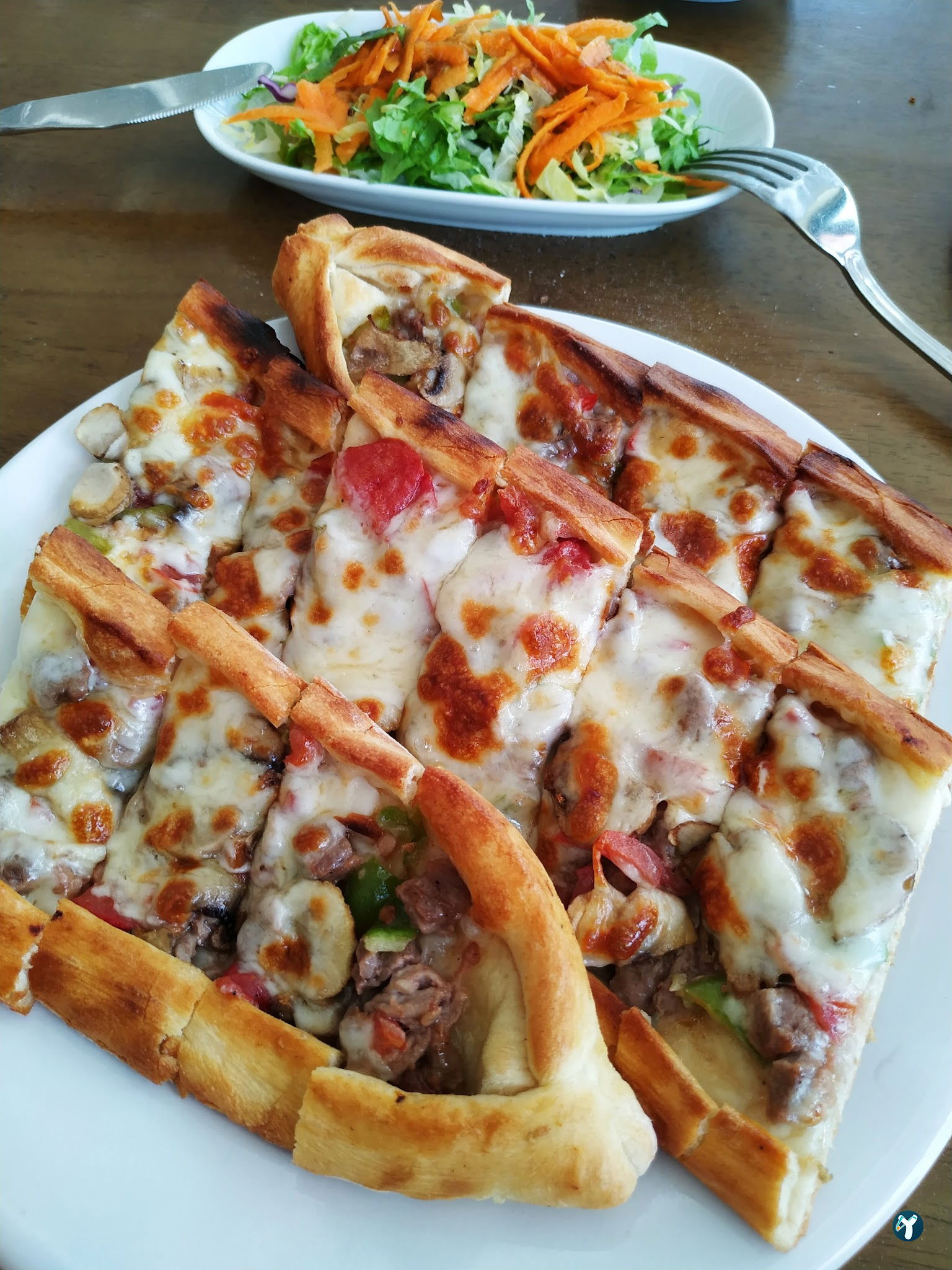 Yeni Menderes Pide